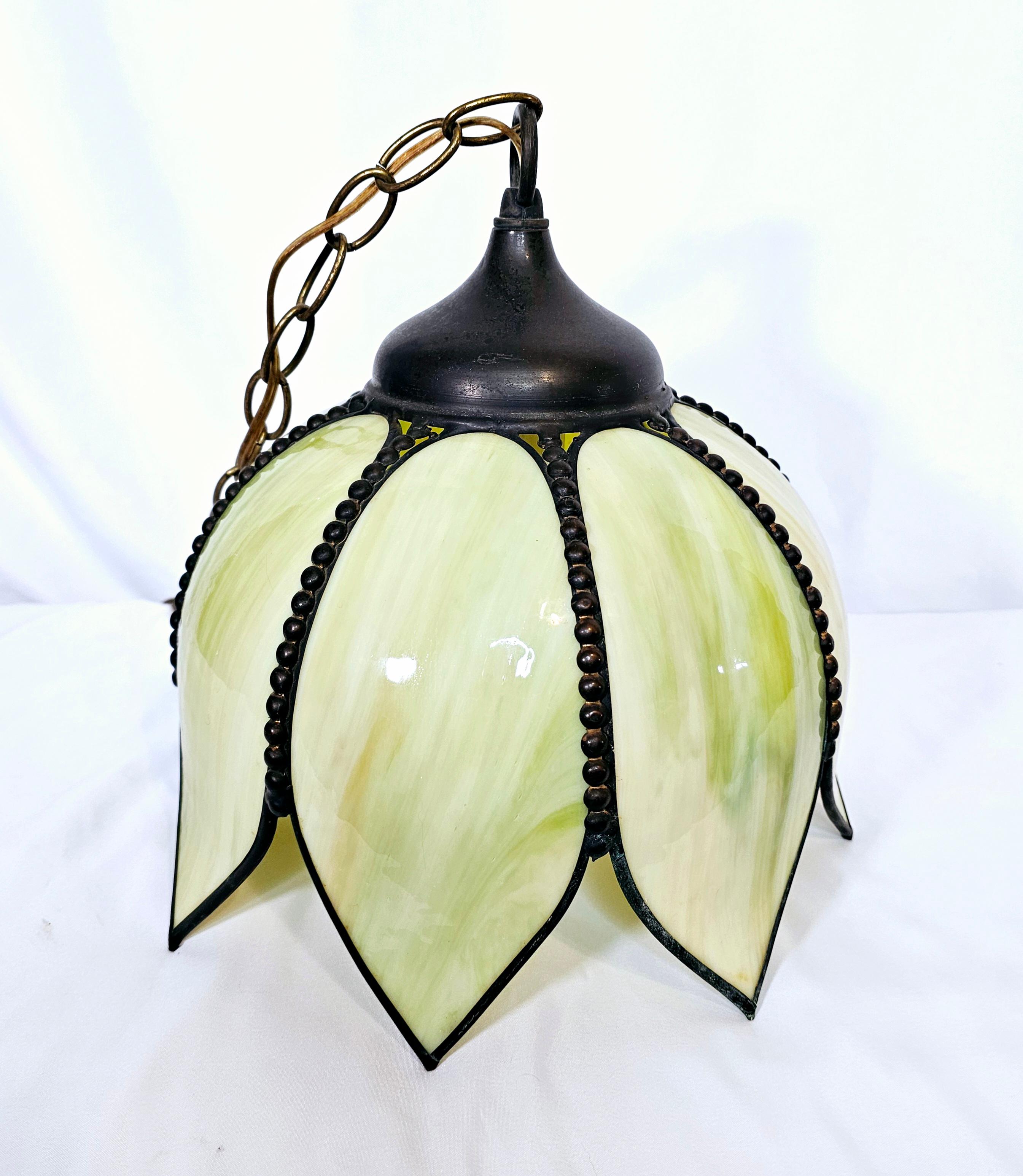 Green and yellow slag glass pendant/ swag tulip light In Fair Condition For Sale In Waxahachie, TX