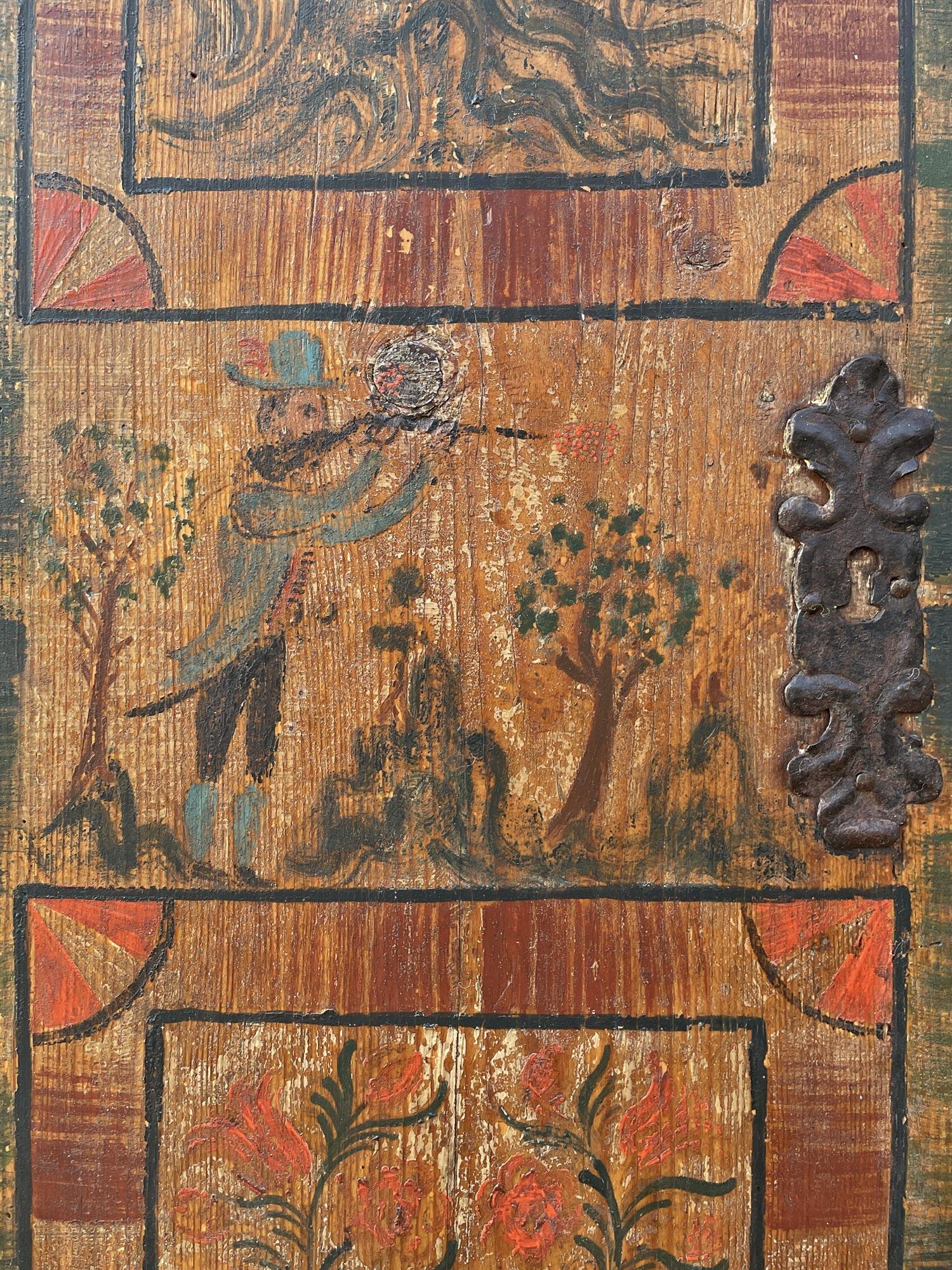 Green Animal and Floral Painted Alpine Cupboard  - 1792 in vendita 5