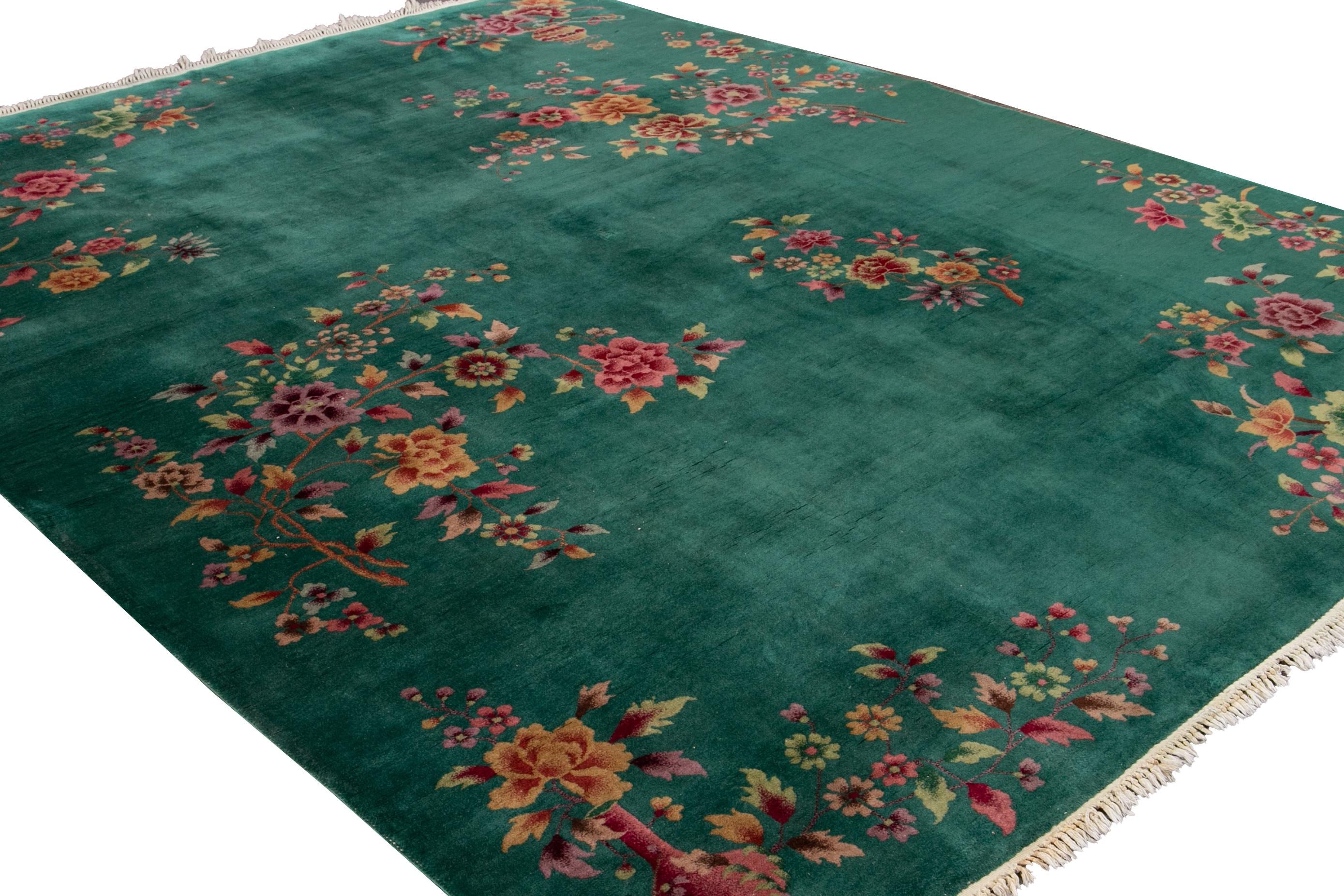 Green Antique Art Deco Chinese Wool Rug 4