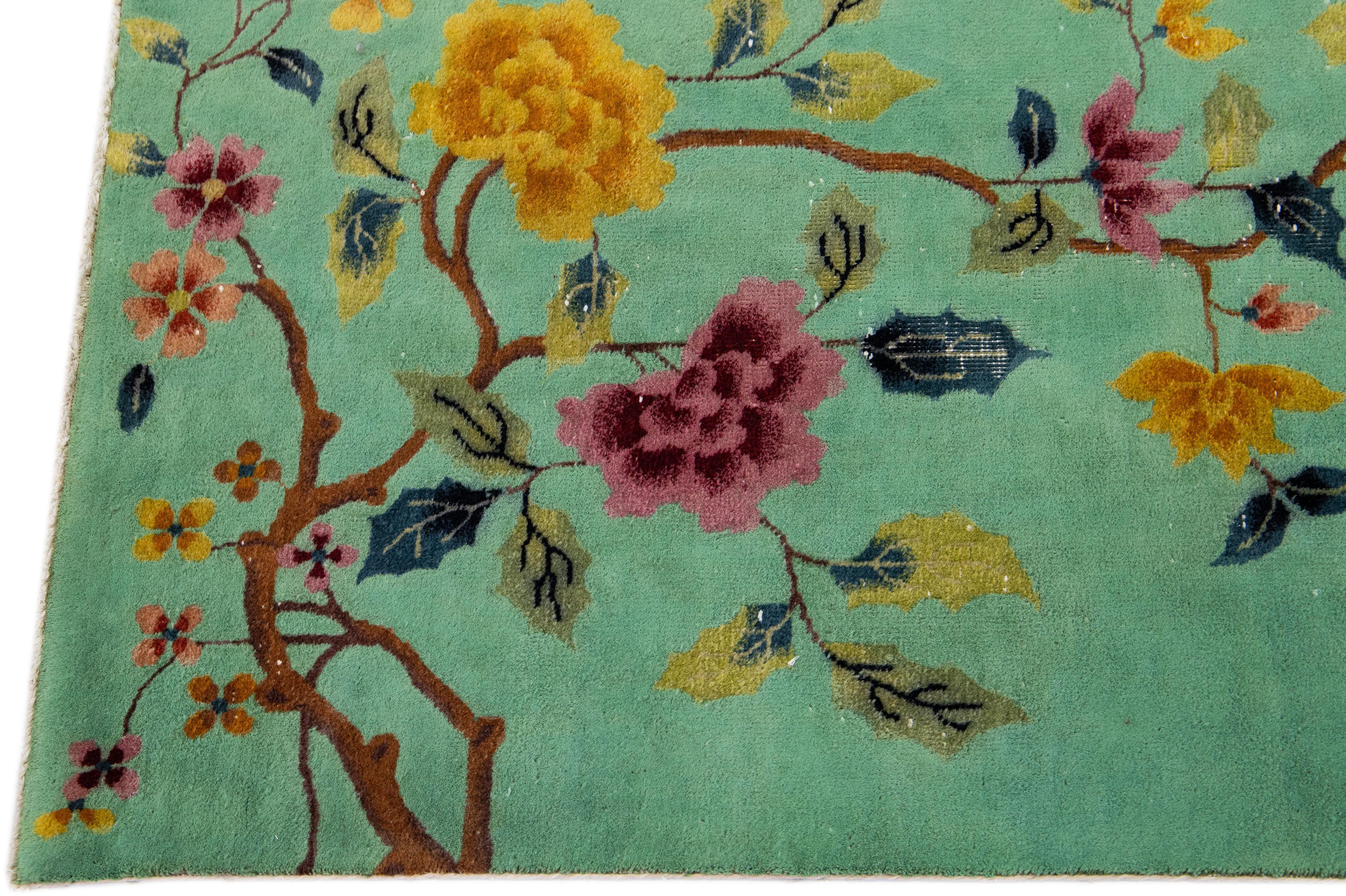 Green Antique Art Deco Handmade Floral Chinese Wool Rug In Excellent Condition For Sale In Norwalk, CT