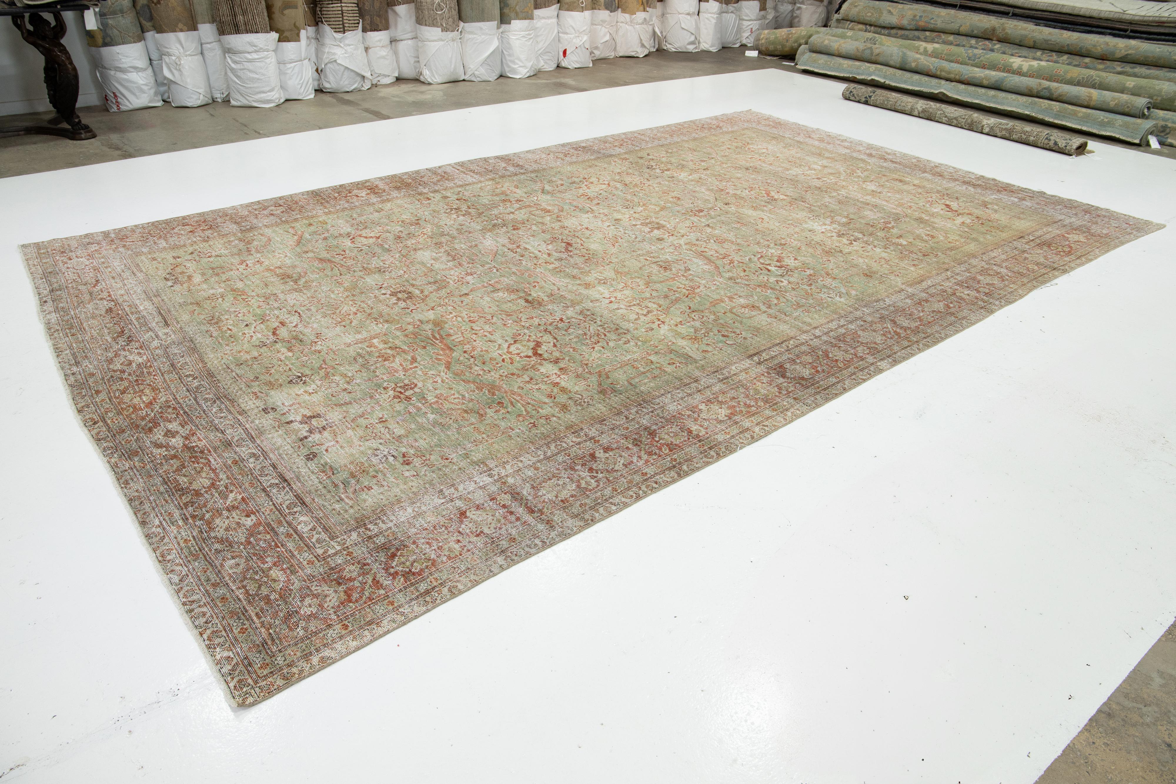Islamique Tapis persan Mahal ancien vert avec motif sur toute sa surface des années 1890 en vente