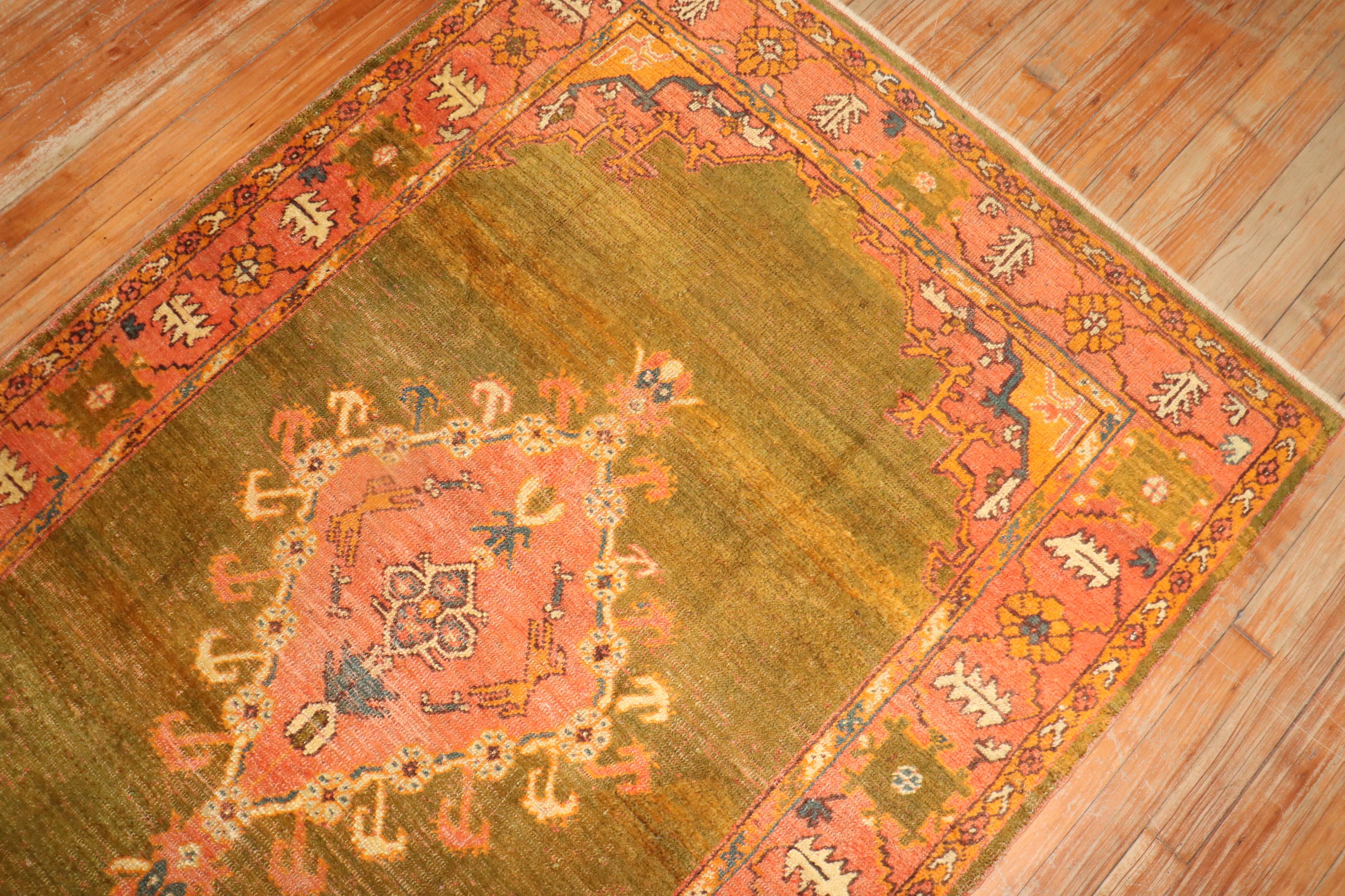 Green Antique Turkish Oushak Rug In Good Condition For Sale In New York, NY