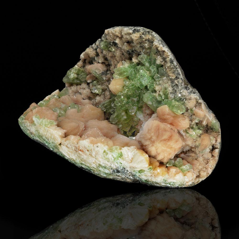 Green Apophyllite and Stilbite From India In New Condition For Sale In New York, NY