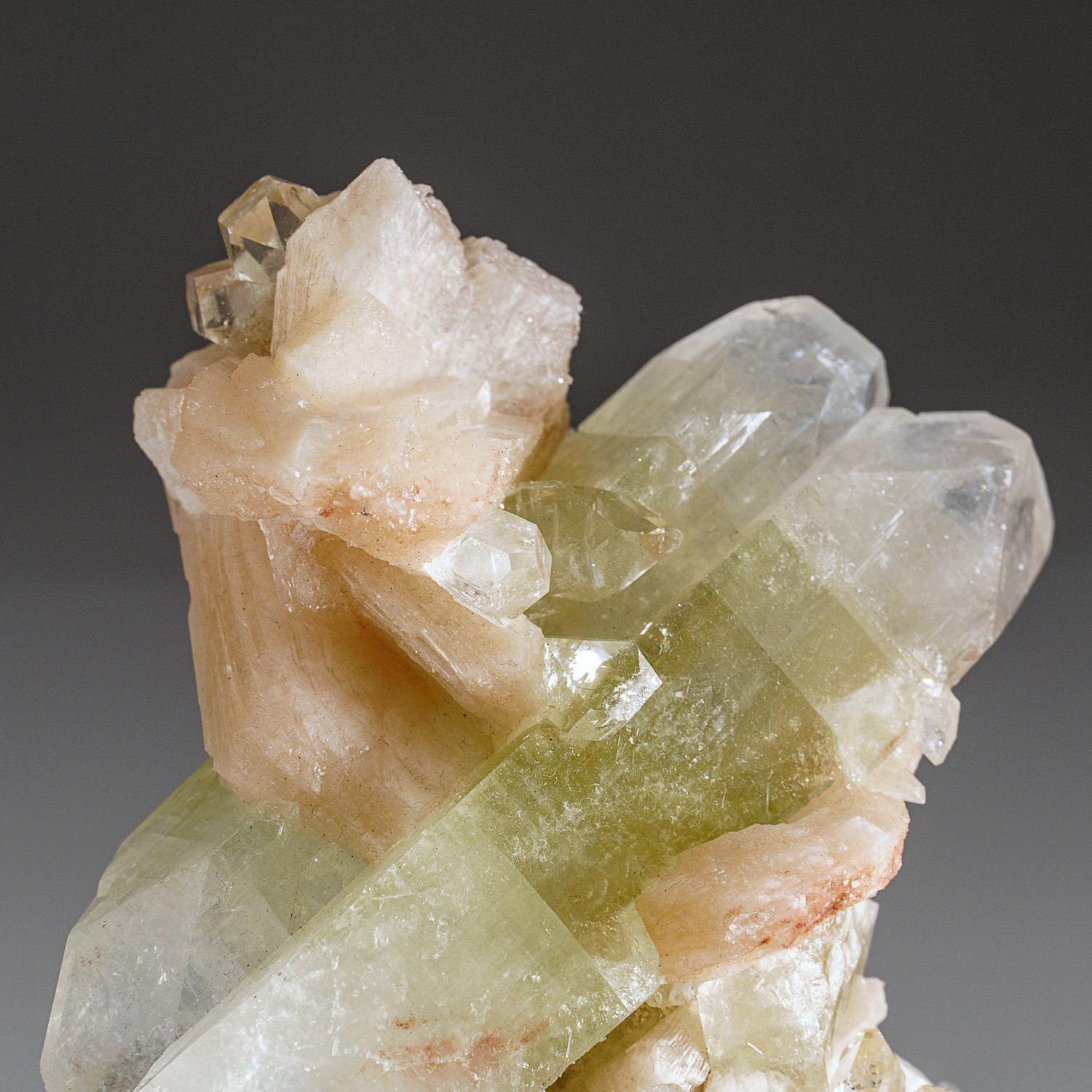 Contemporary Green Apophyllite and Stilbite from Jalgaon, Aurangabad District, India For Sale