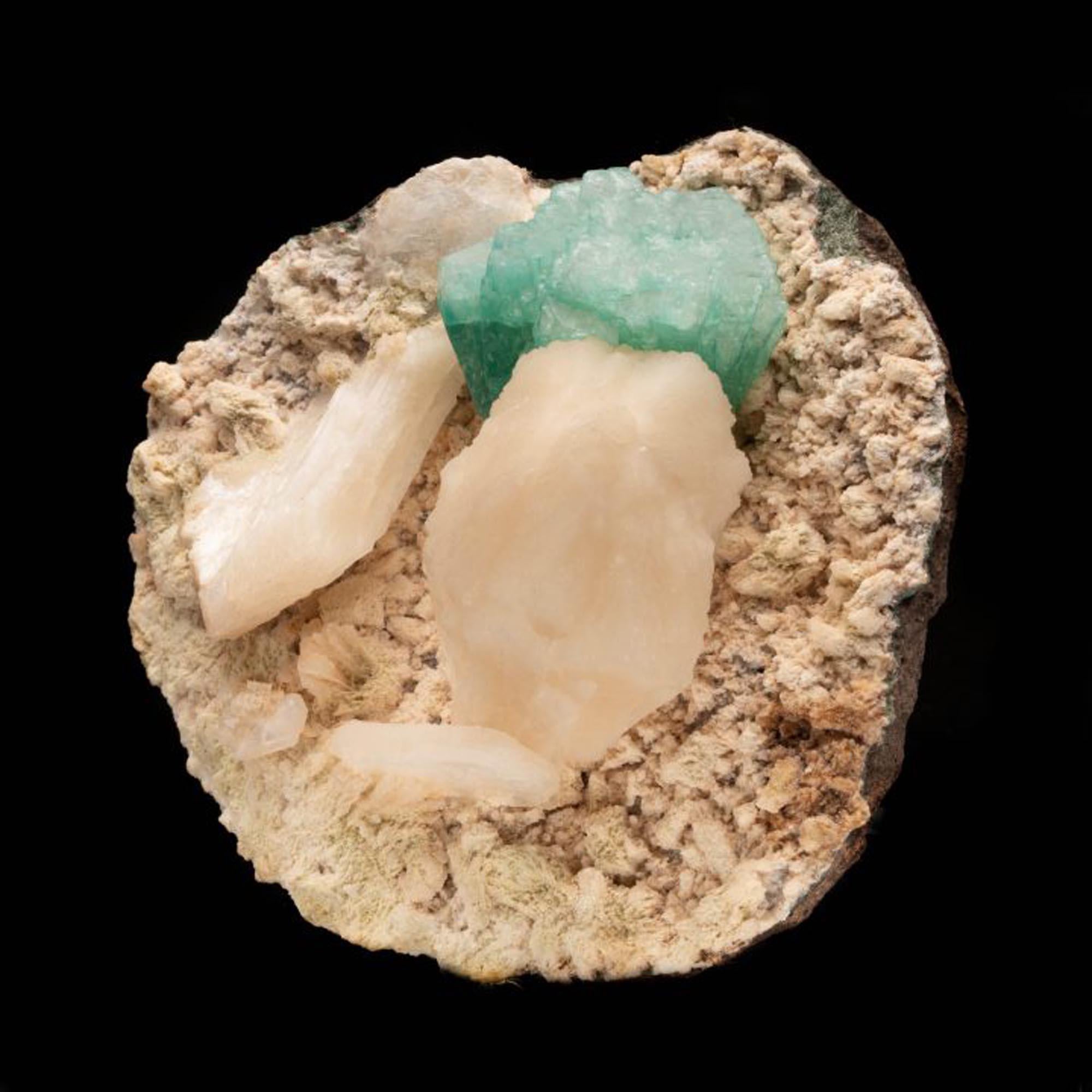 Green Apophyllite and Stilbite on Dolomite In New Condition For Sale In New York, NY