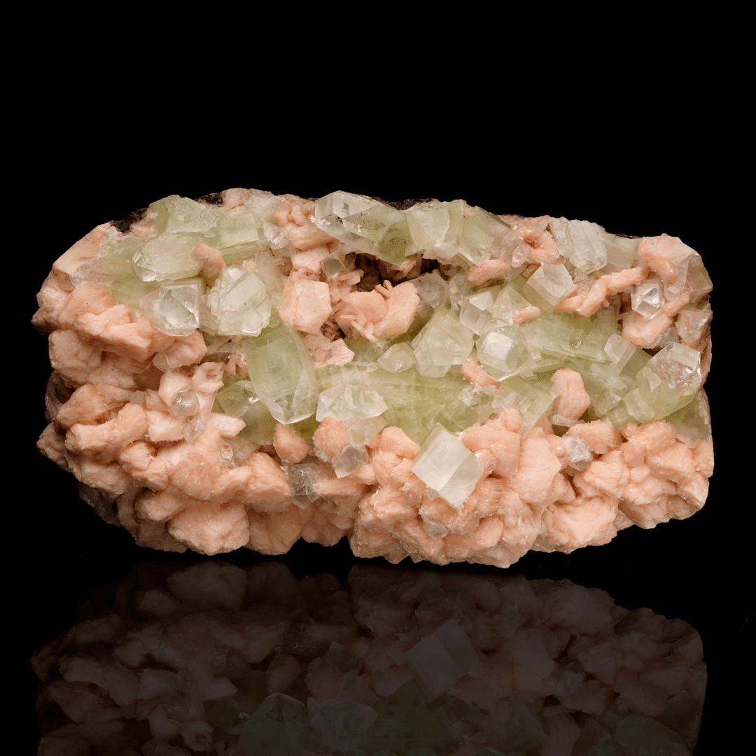 Green Apophyllite on Stilbite // 7 Lb. In New Condition For Sale In New York, NY