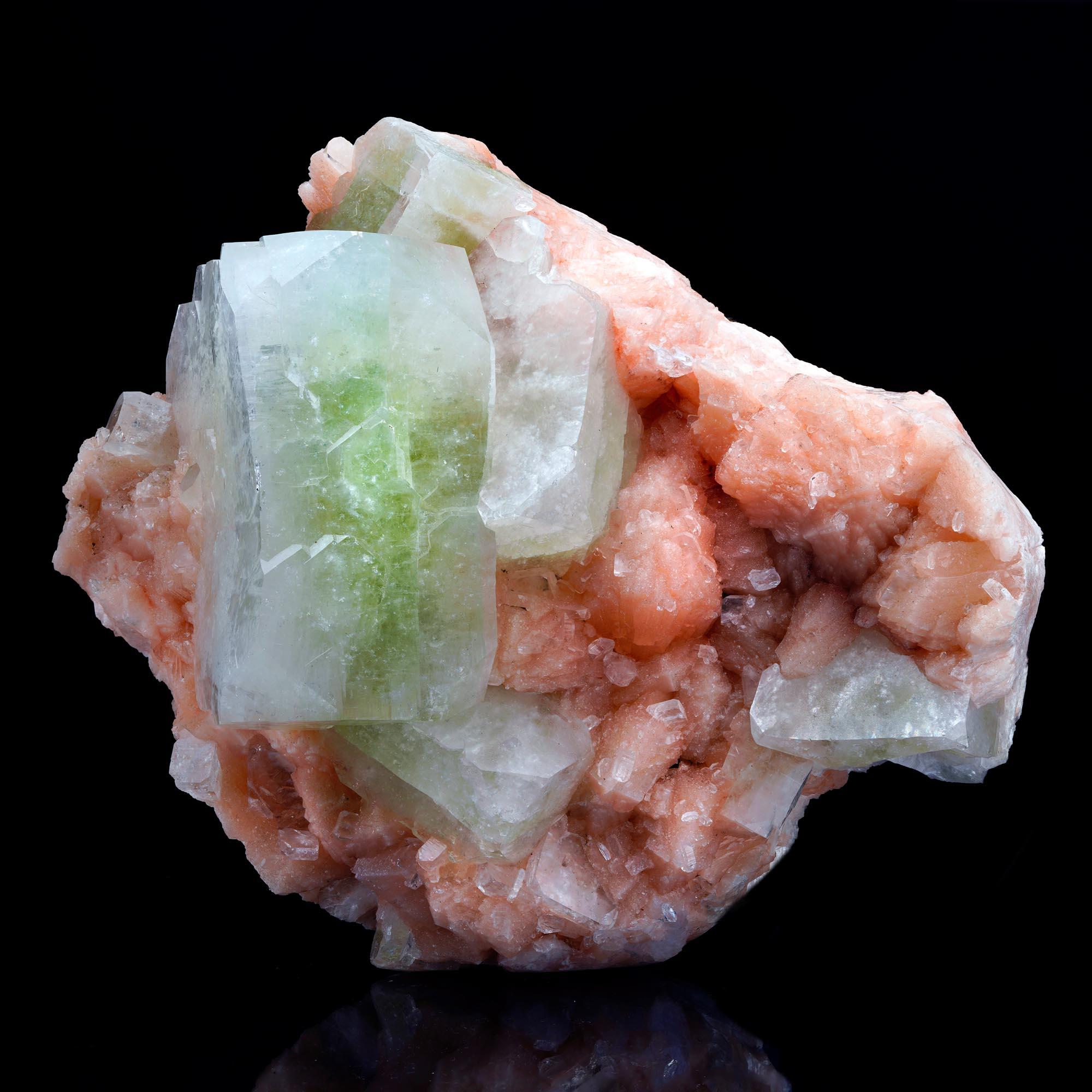 Apofillite verde su Stilbite In condizioni Nuovo in vendita a New York, NY