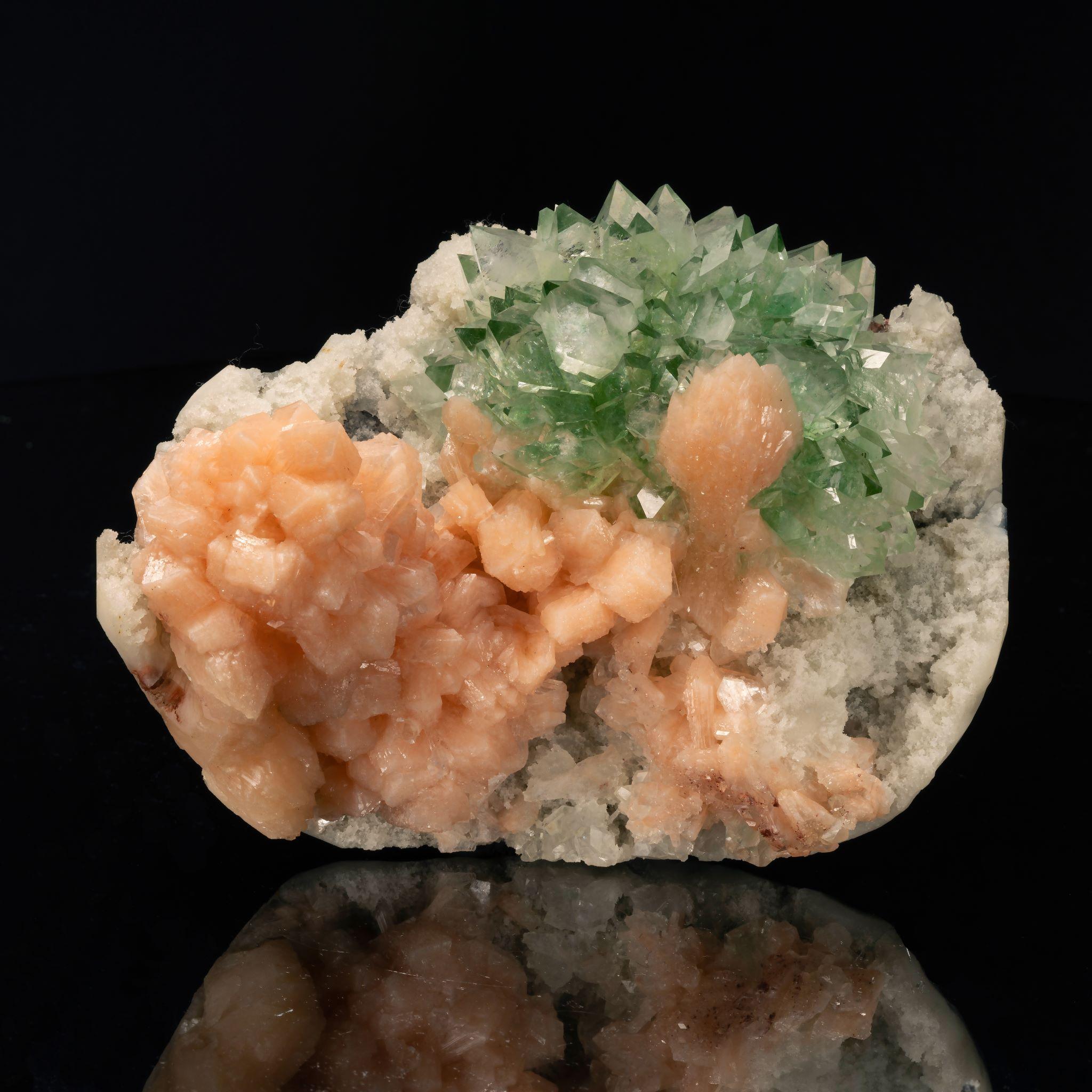 Green Apophyllite with Pink Stilbite In New Condition For Sale In New York, NY