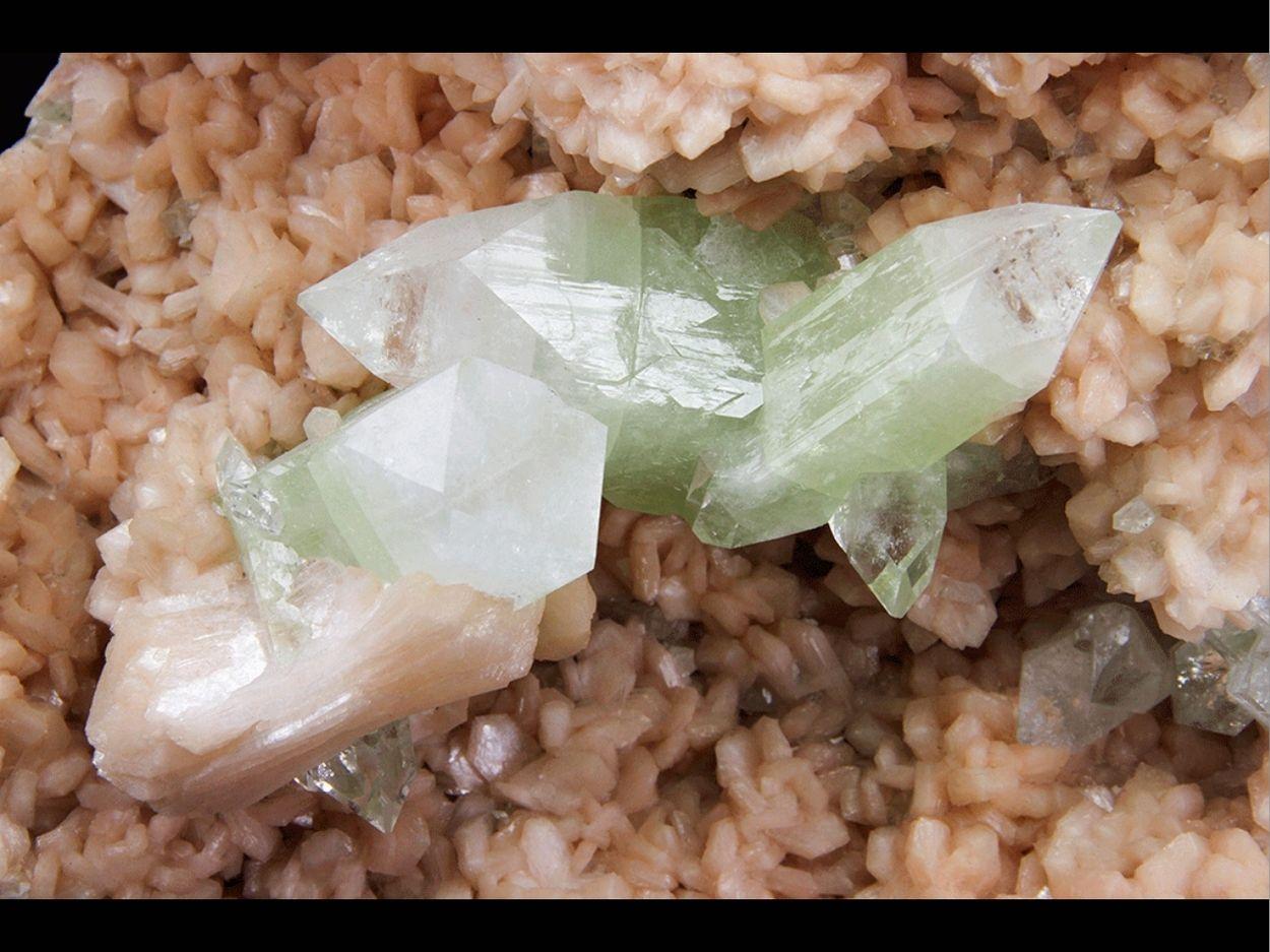 Indian Green Apophyllite with Stilbite from Jalgaon, Maharashtra, India For Sale