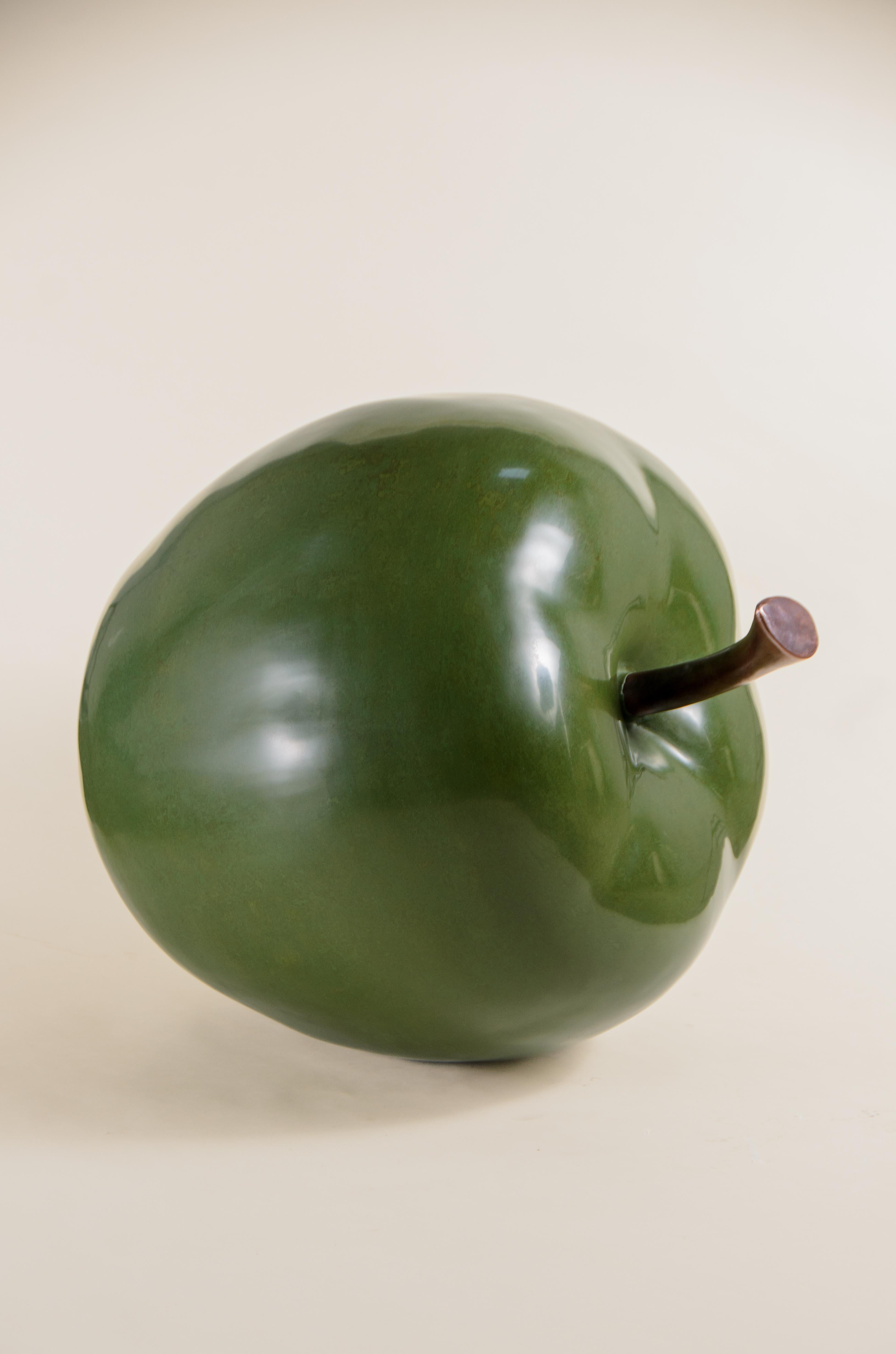 Contemporary Green Apple Lacquer Sculpture w/ Copper Stem by Robert Kuo, Limited Edition For Sale
