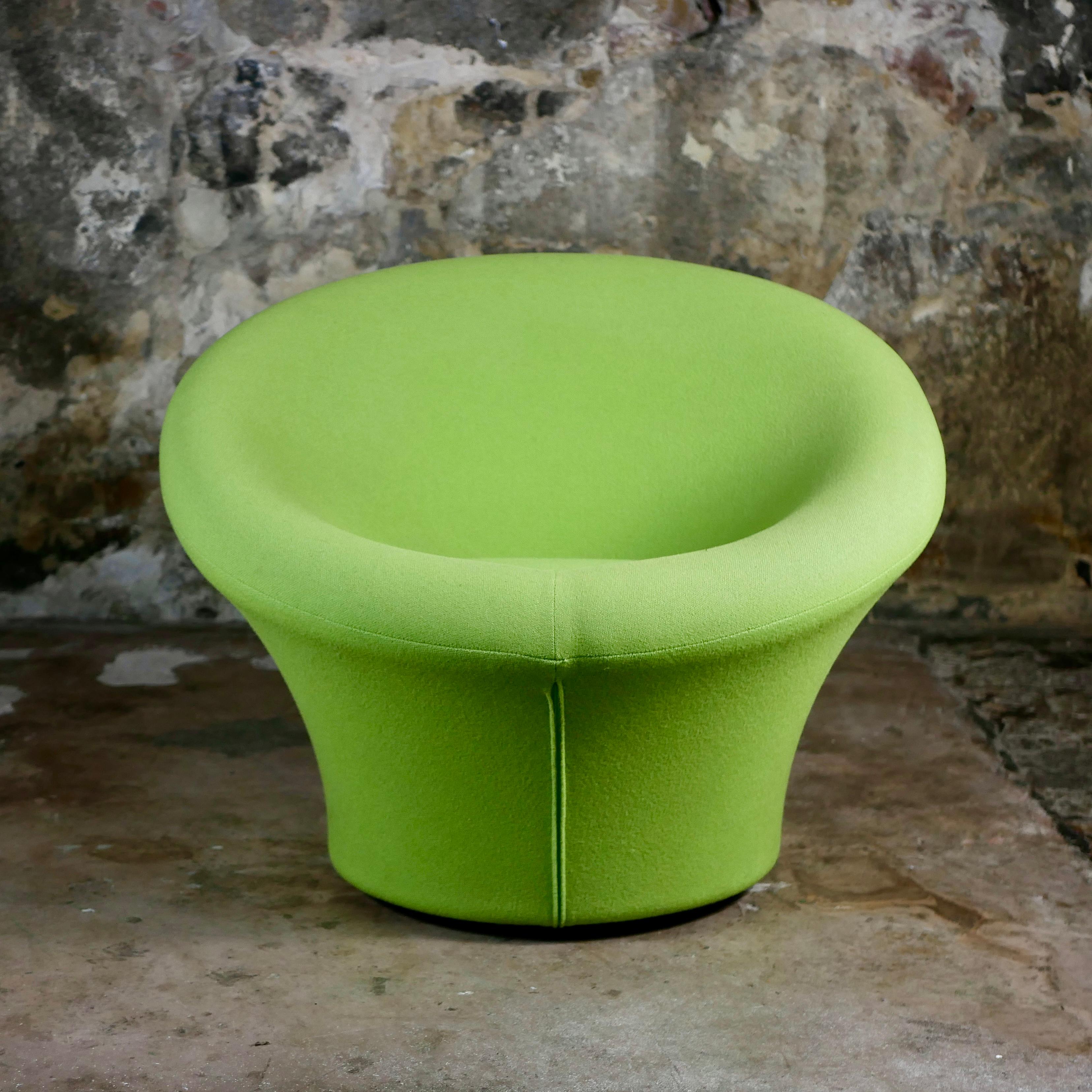 Sillón y otomana en forma de seta de manzana verde de Pierre Paulin para Artifort, década de 1990 finales del siglo XX en venta