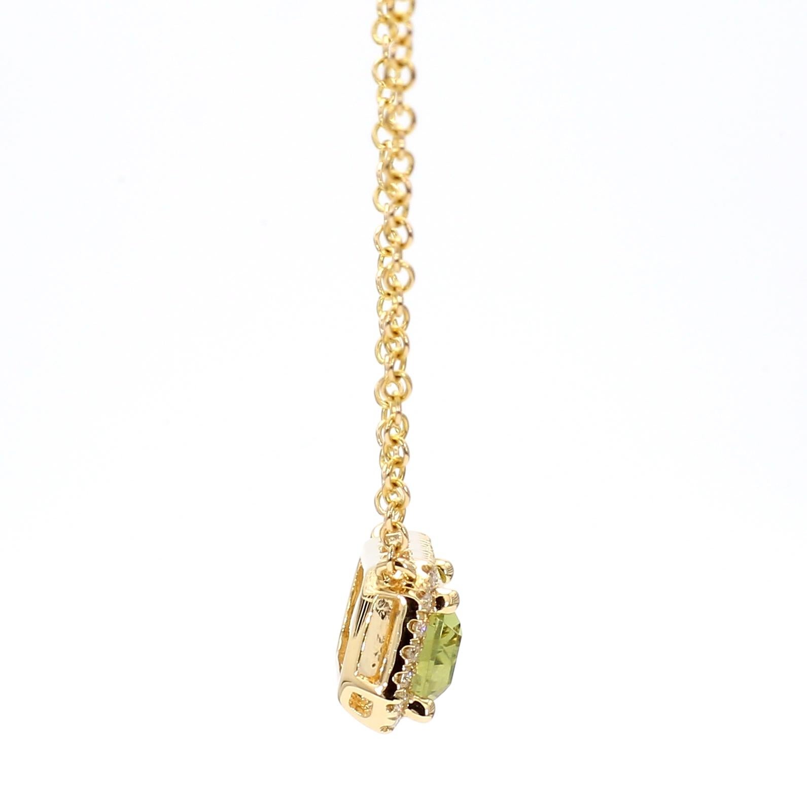 Contemporary Green Aquamarine 2.22 Carat East to West Pendant Necklace with Diamonds 14K Gold
