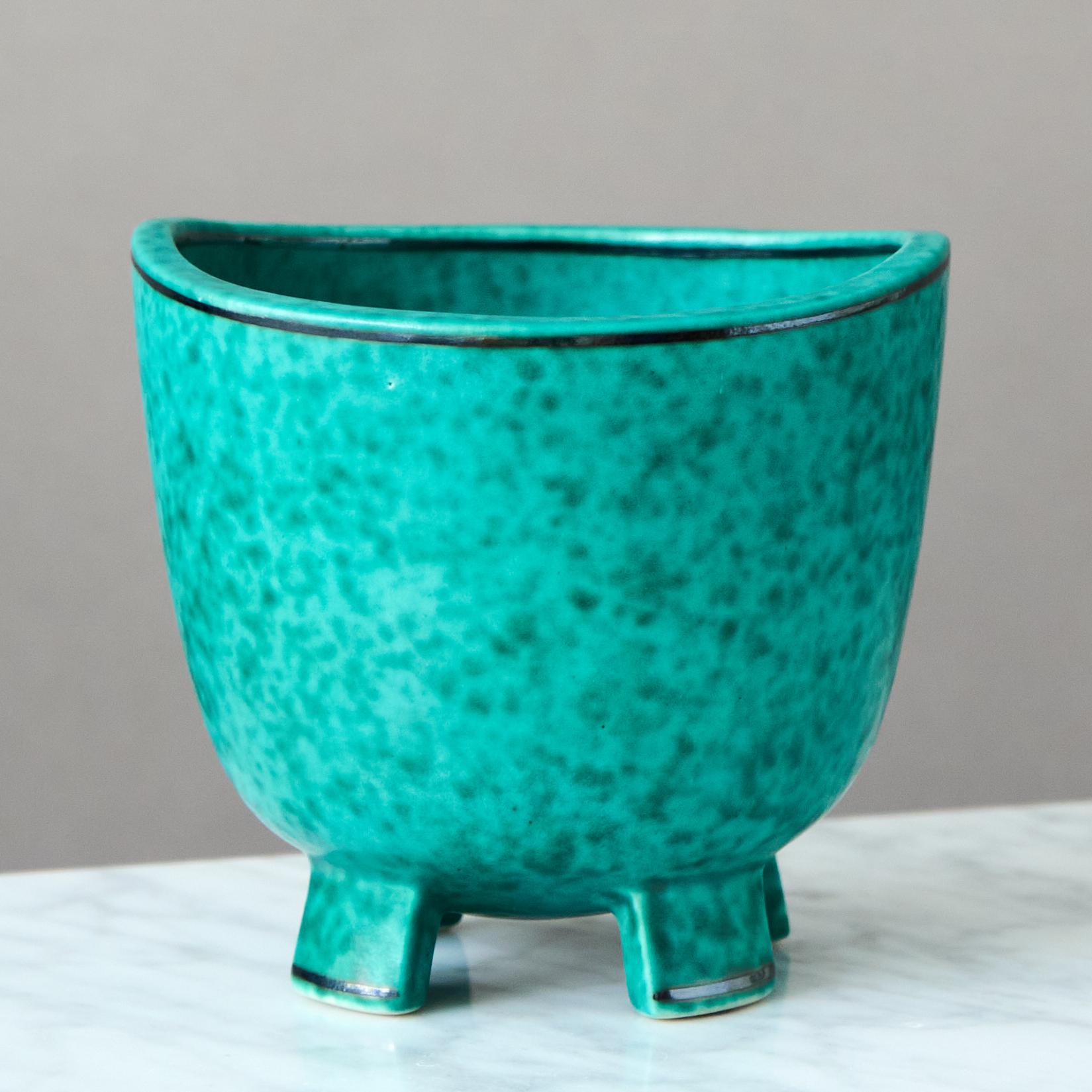 Ceramica Ciotola in gres Art Deco verde 'Argenta' di Wilhelm Kage Gustavsberg Svezia anni '30 in vendita