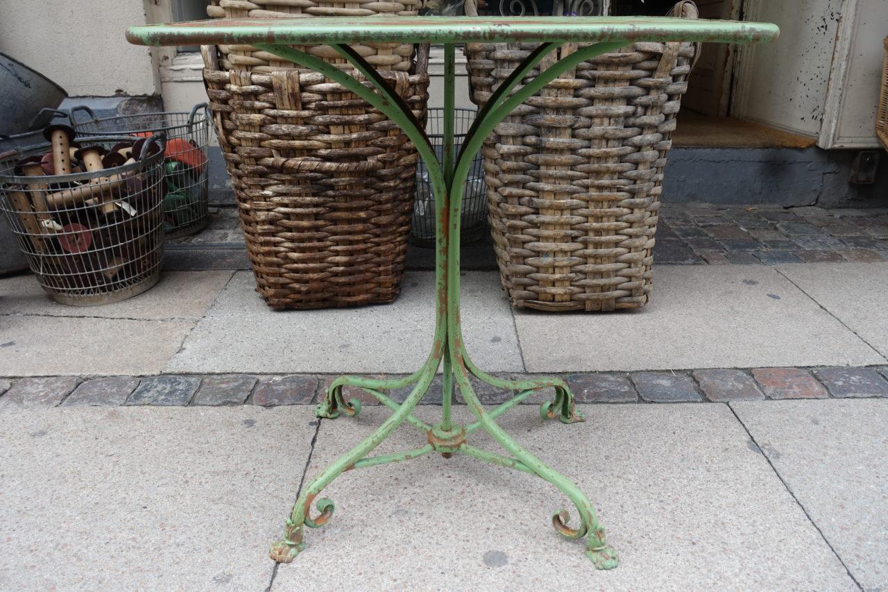 Iron Green Arras Outdoor Table, France, circa 1890s