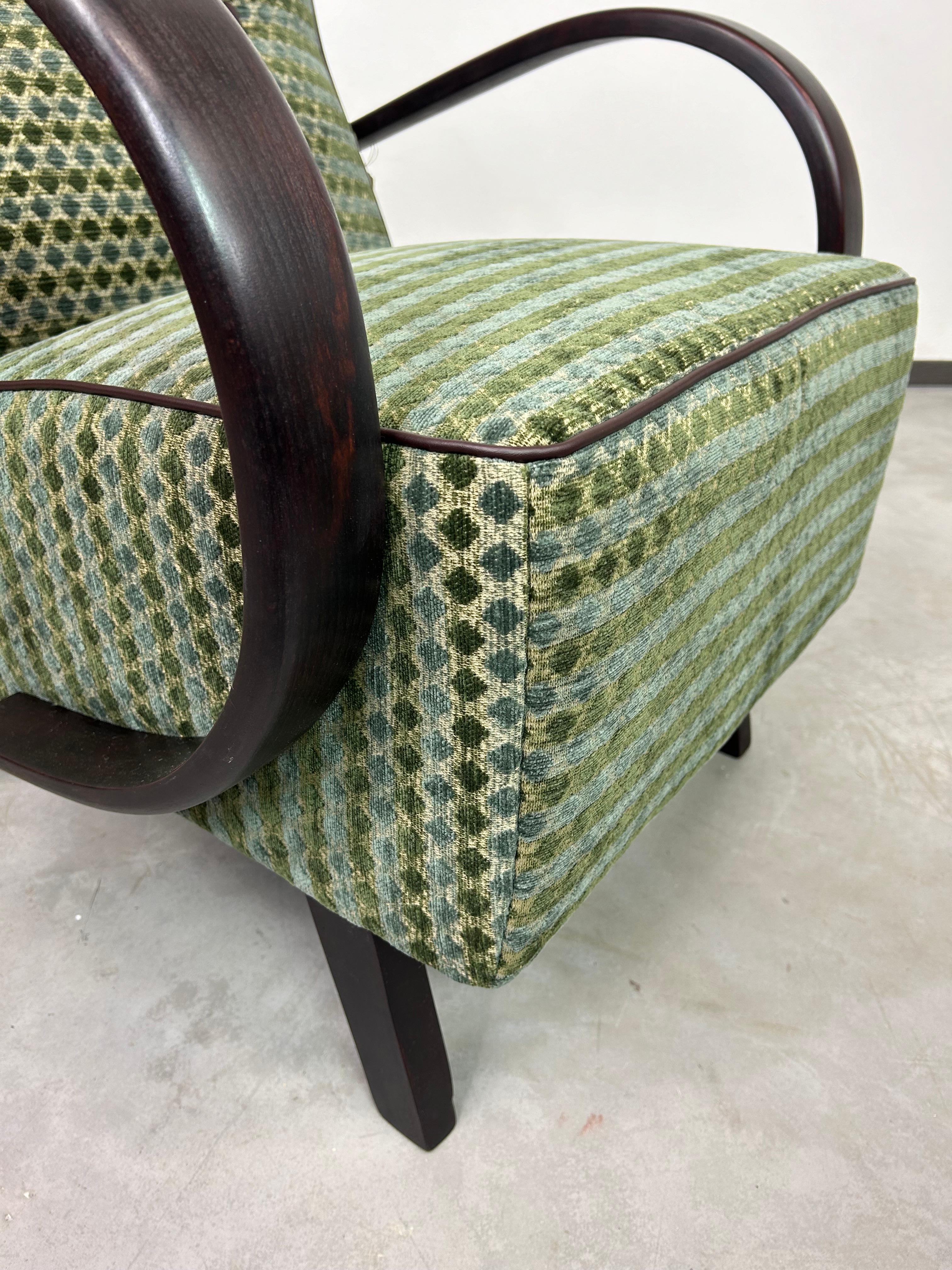 Slovak Green art deco armchair by Jindřich Halabala