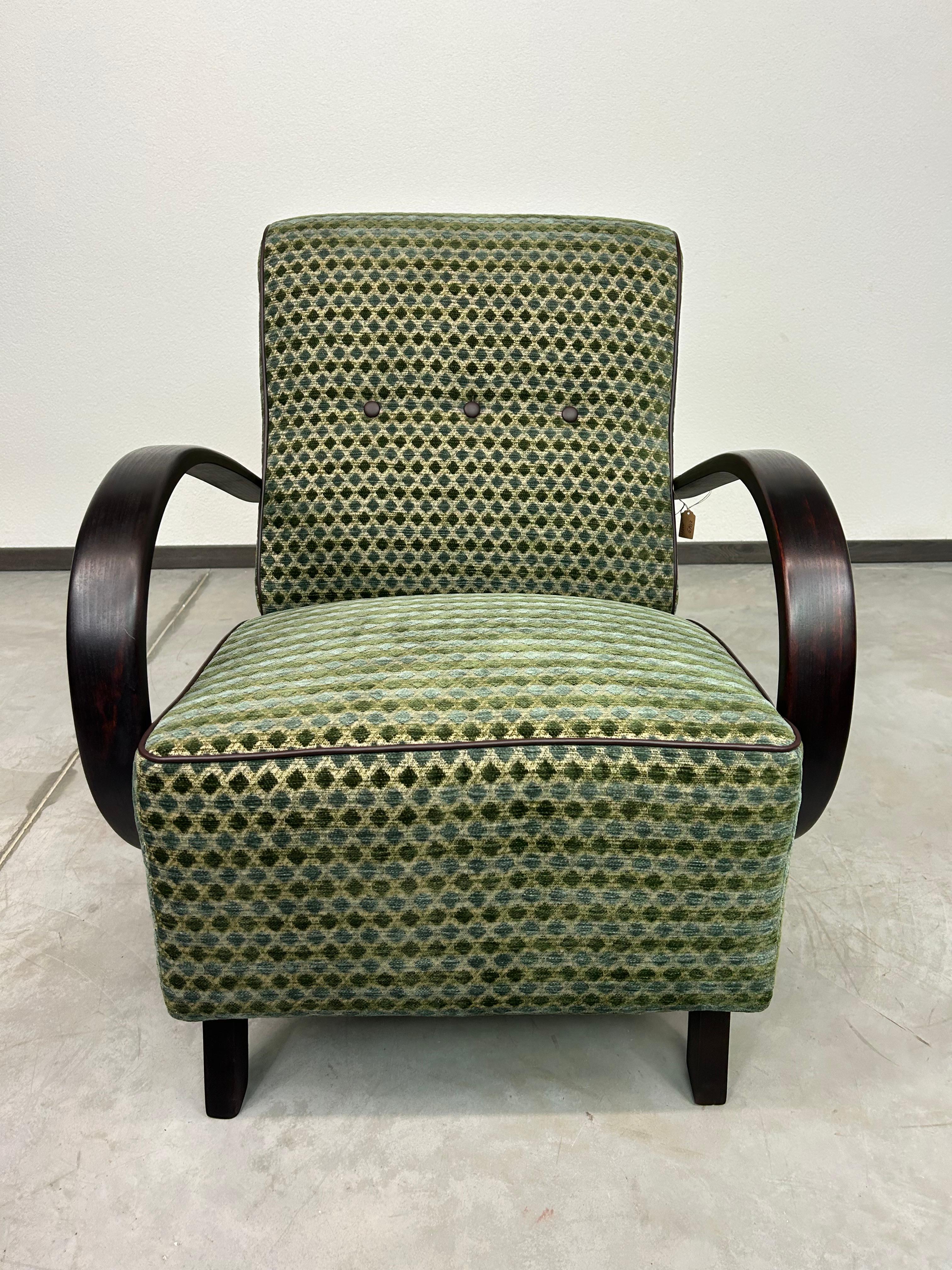 Green art deco armchair by Jindřich Halabala In Excellent Condition In Banská Štiavnica, SK
