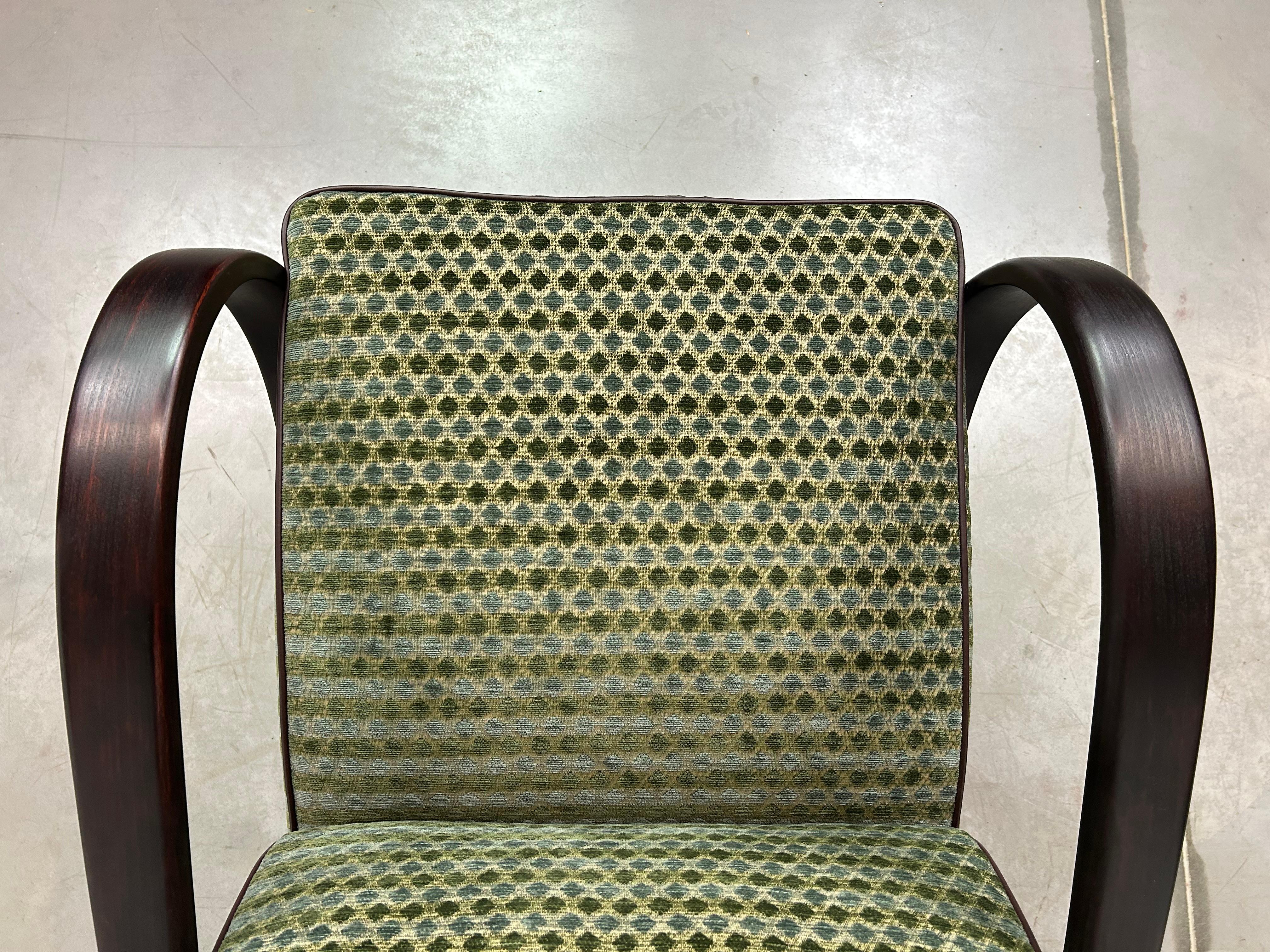 Fabric Green art deco armchair by Jindřich Halabala