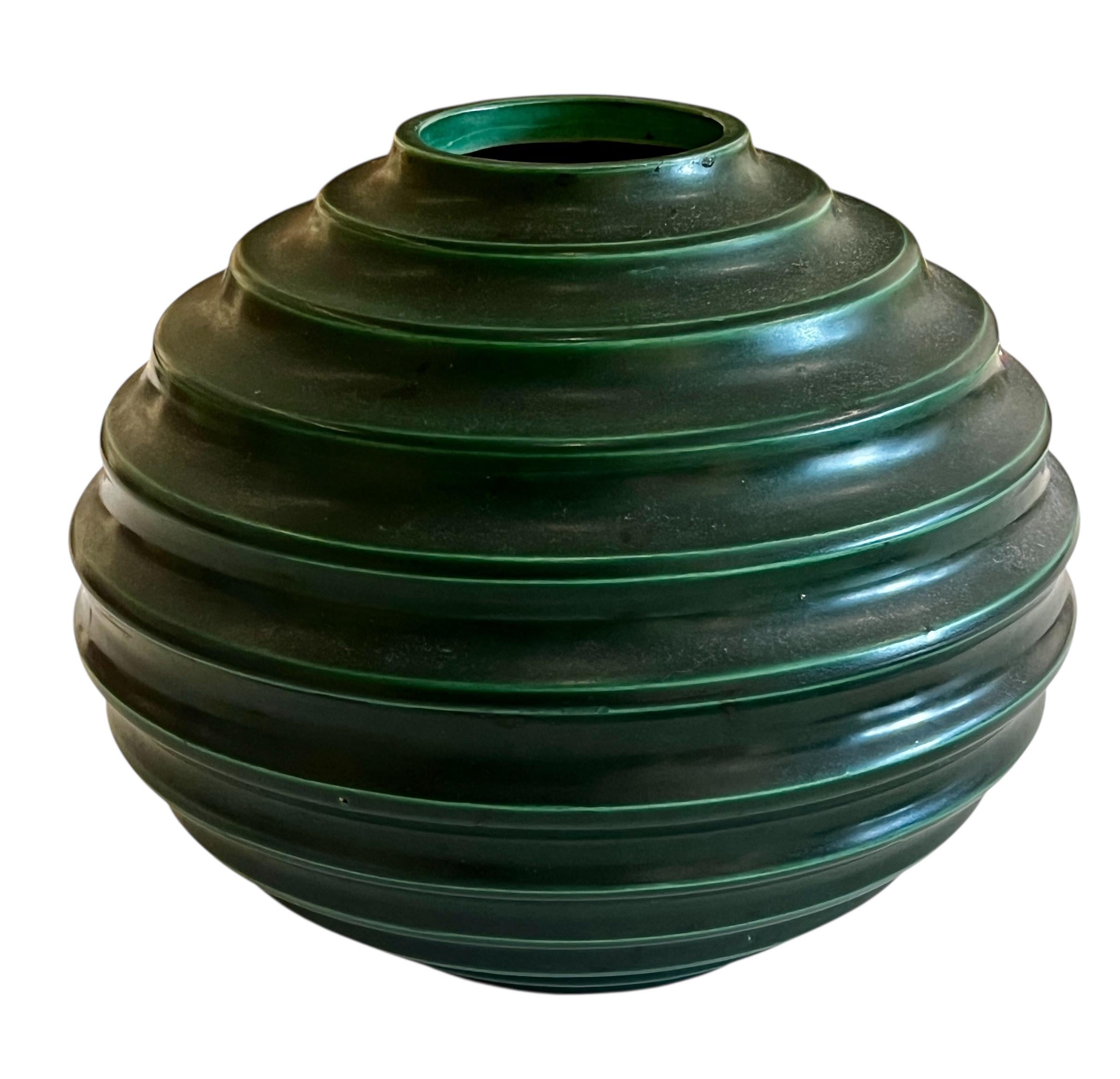 Green Art Deco Ceramic Globe Vase by Ewald Dahlskog, Bo Fajans, Sweden 1930's.  