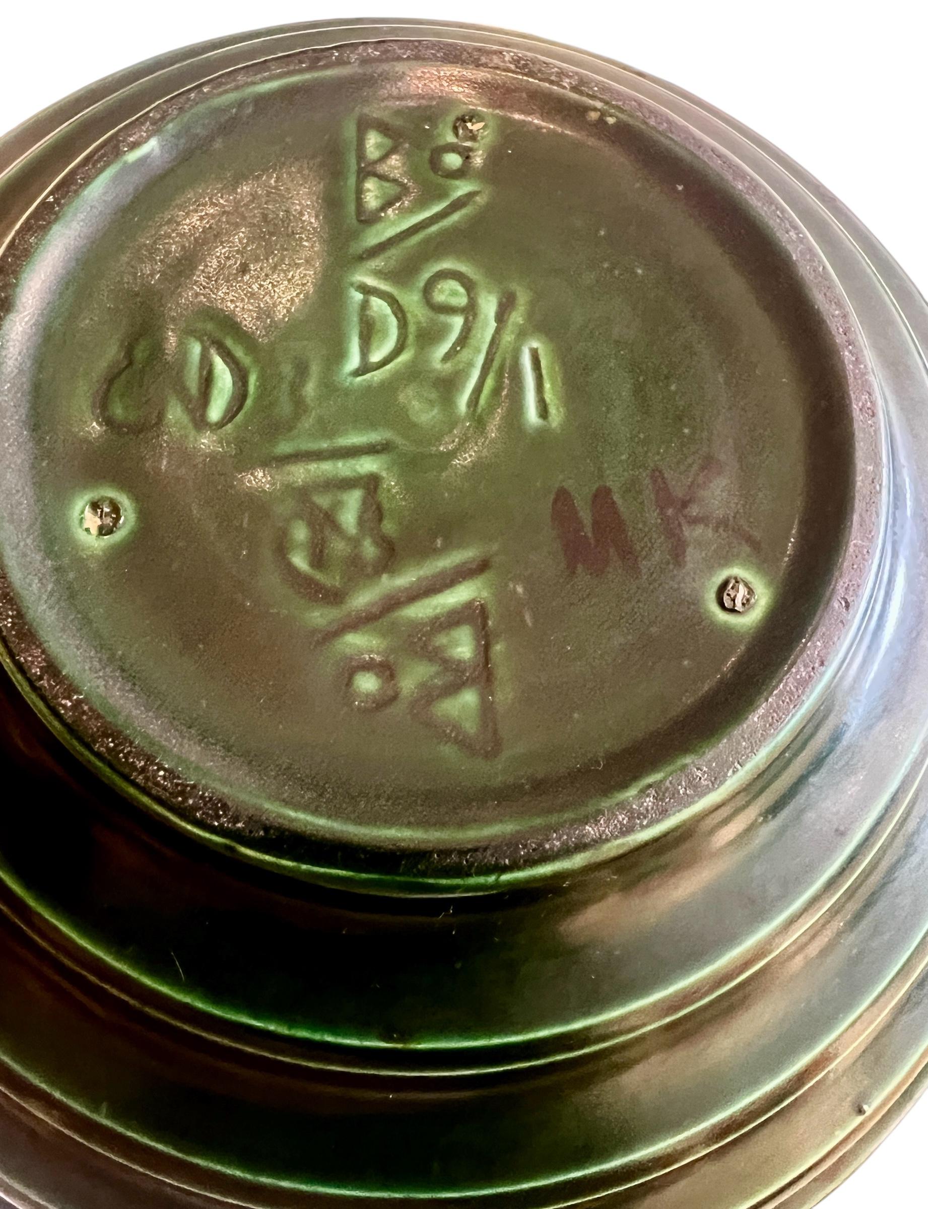Green Art Deco Ceramic Globe Vase by Ewald Dahlskog, Bo Fajans, Sweden 1930's For Sale 1
