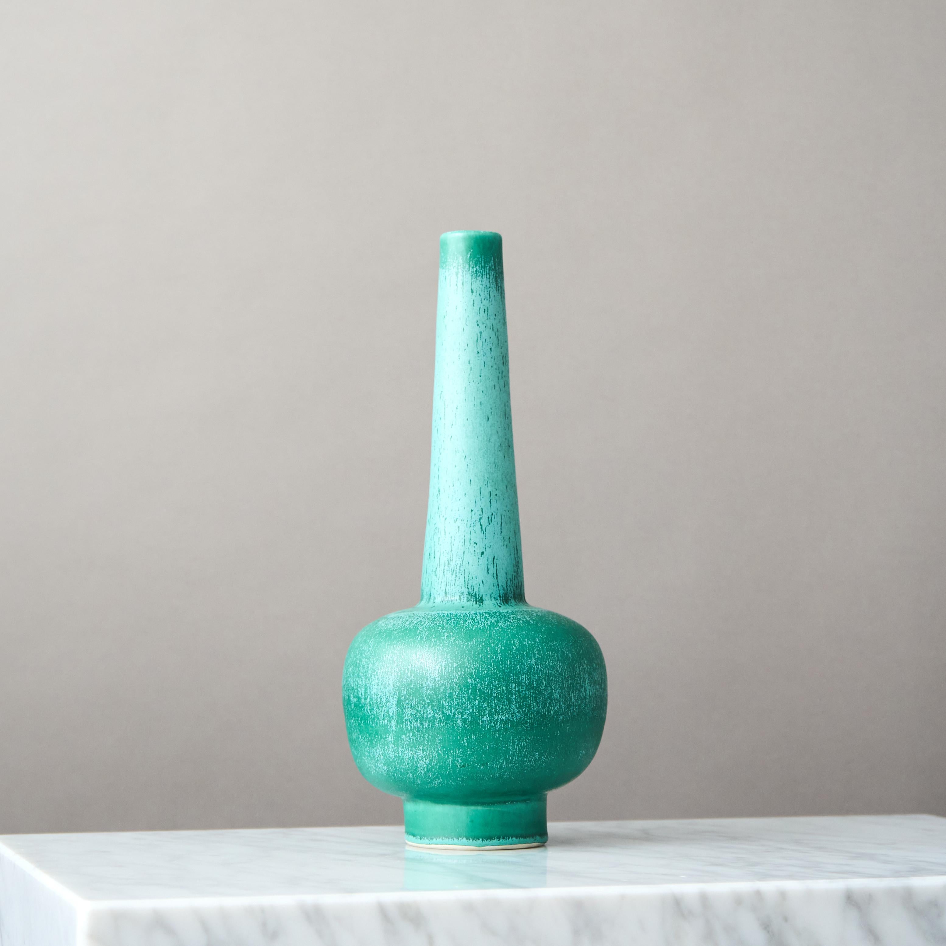 Green Art Deco Ceramic Vase by Bo Fajans, Sweden, 1930s In Good Condition For Sale In Malmö, SE
