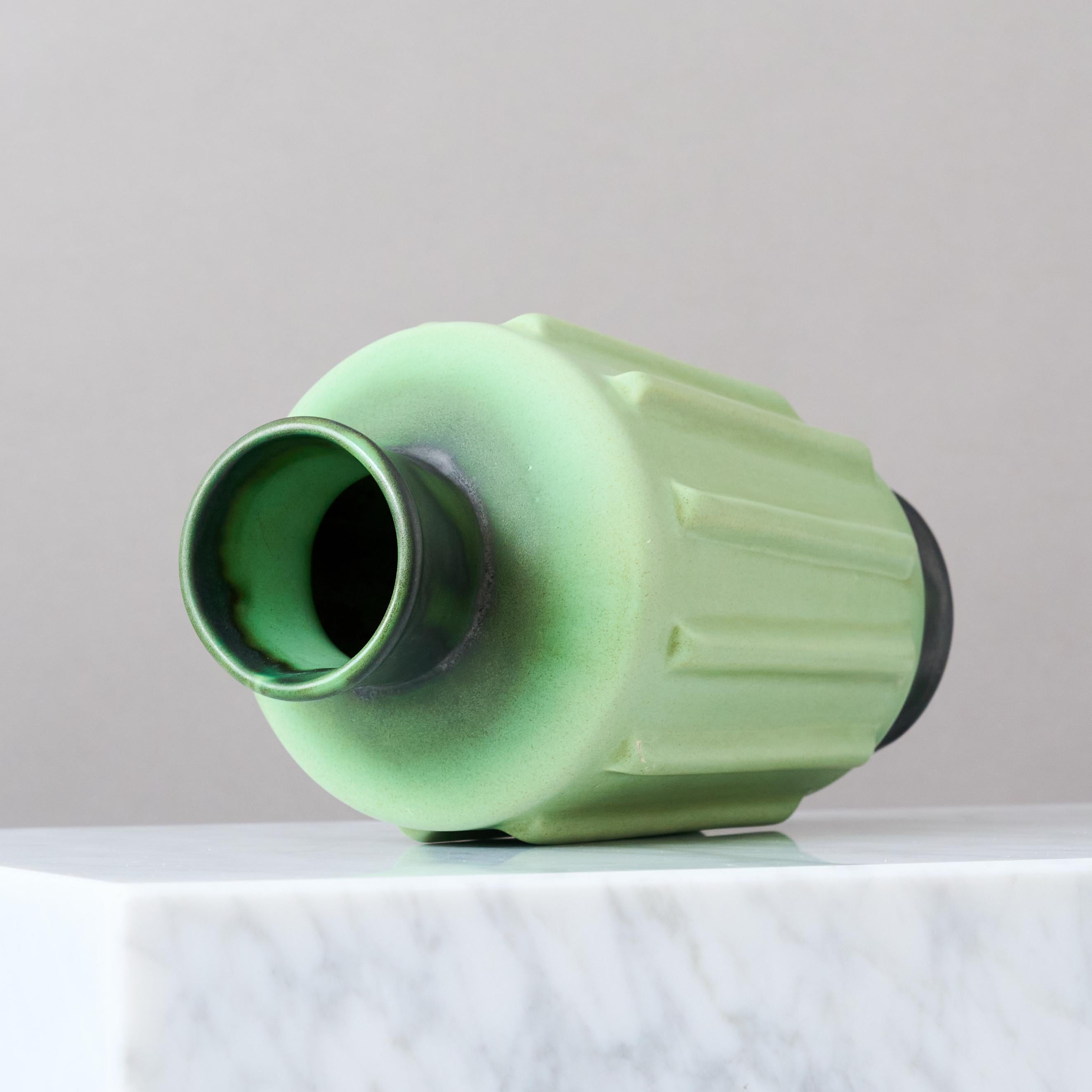 Swedish Green Art Deco Ceramic Vase by Ewald Dahlskog, Bo Fajans, Sweden, 1930s. For Sale