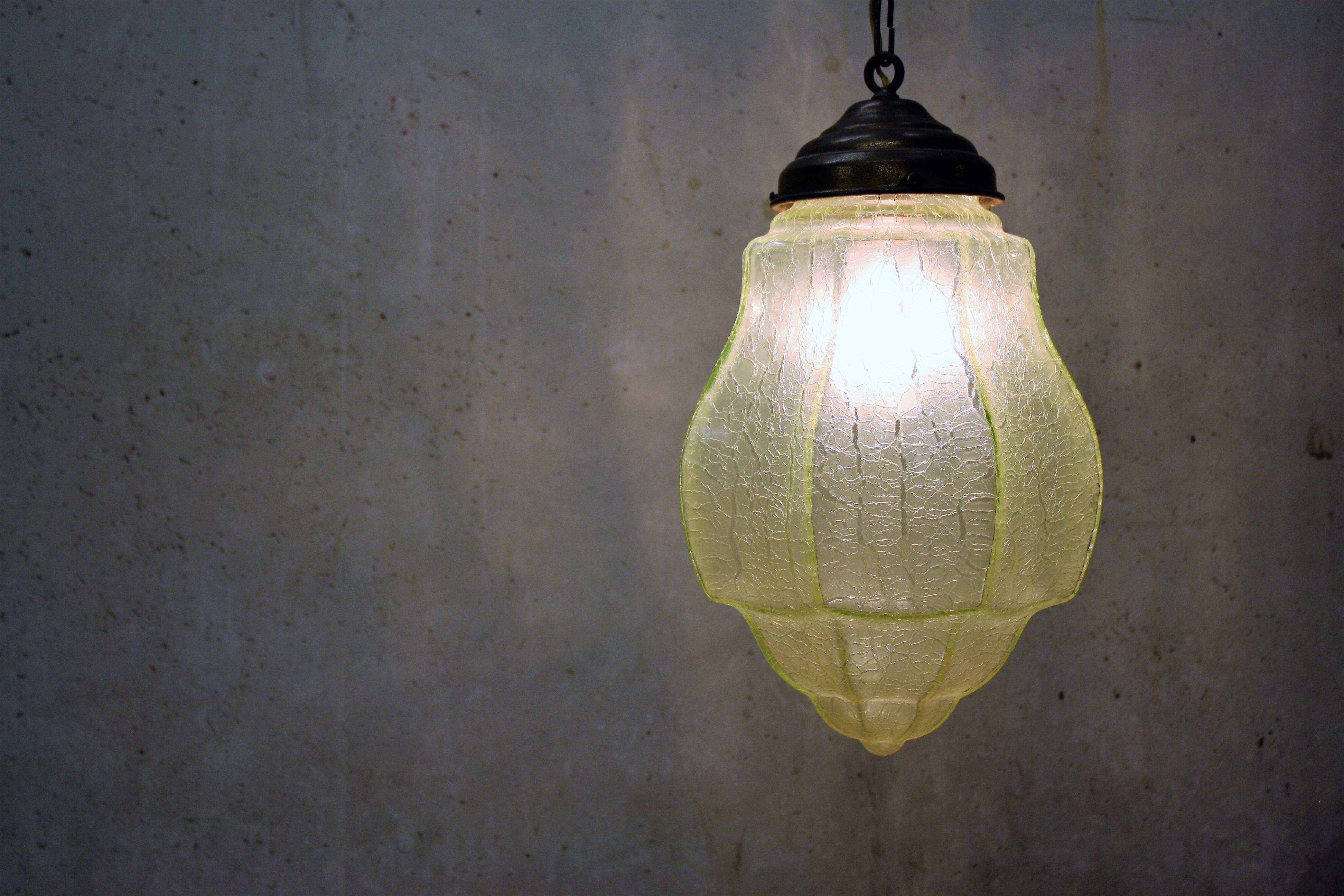 Green Art Deco Pendant Light with Crackle Glass, 1930s In Excellent Condition In HEVERLEE, BE