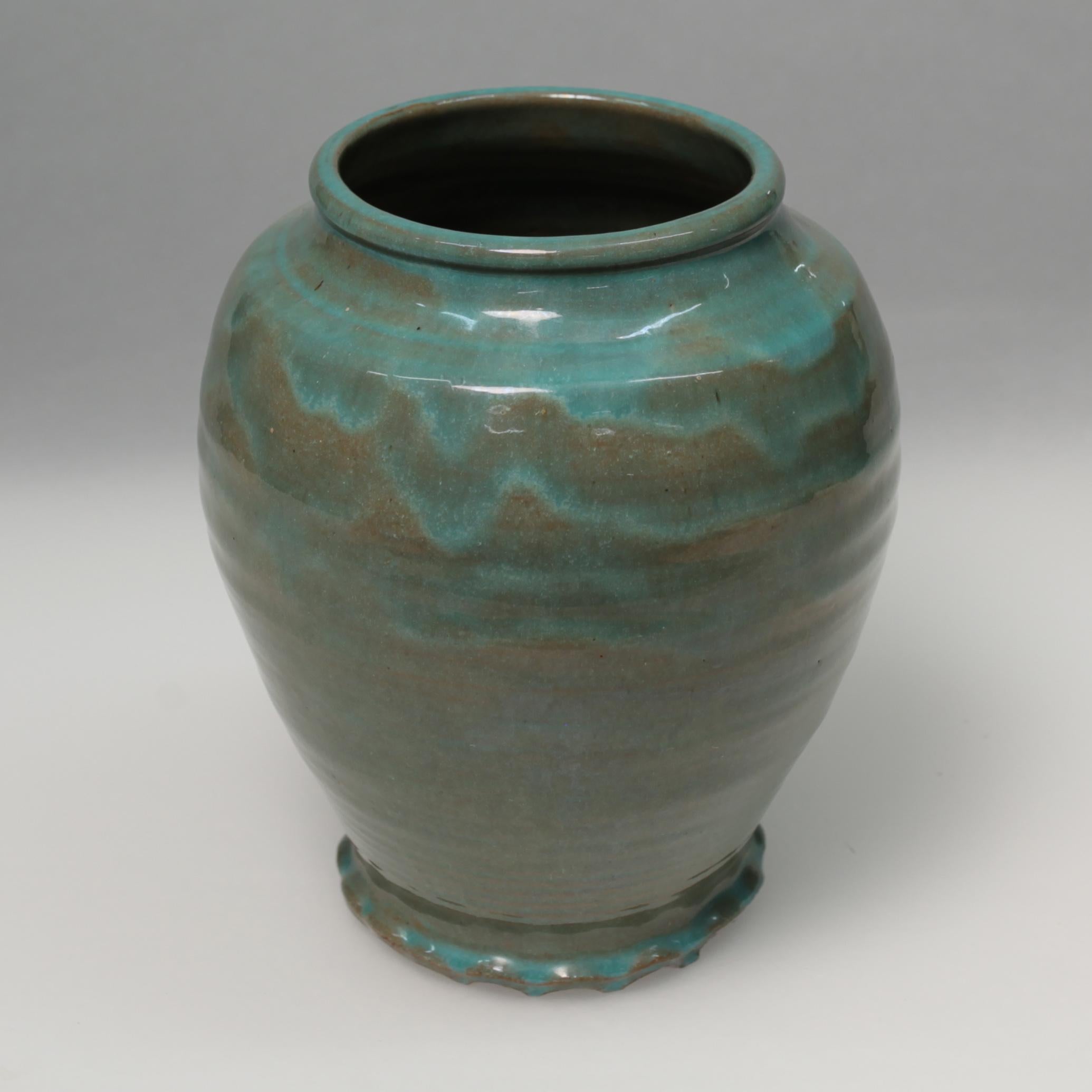 Hand-Crafted Green Art Deco Vase For Sale