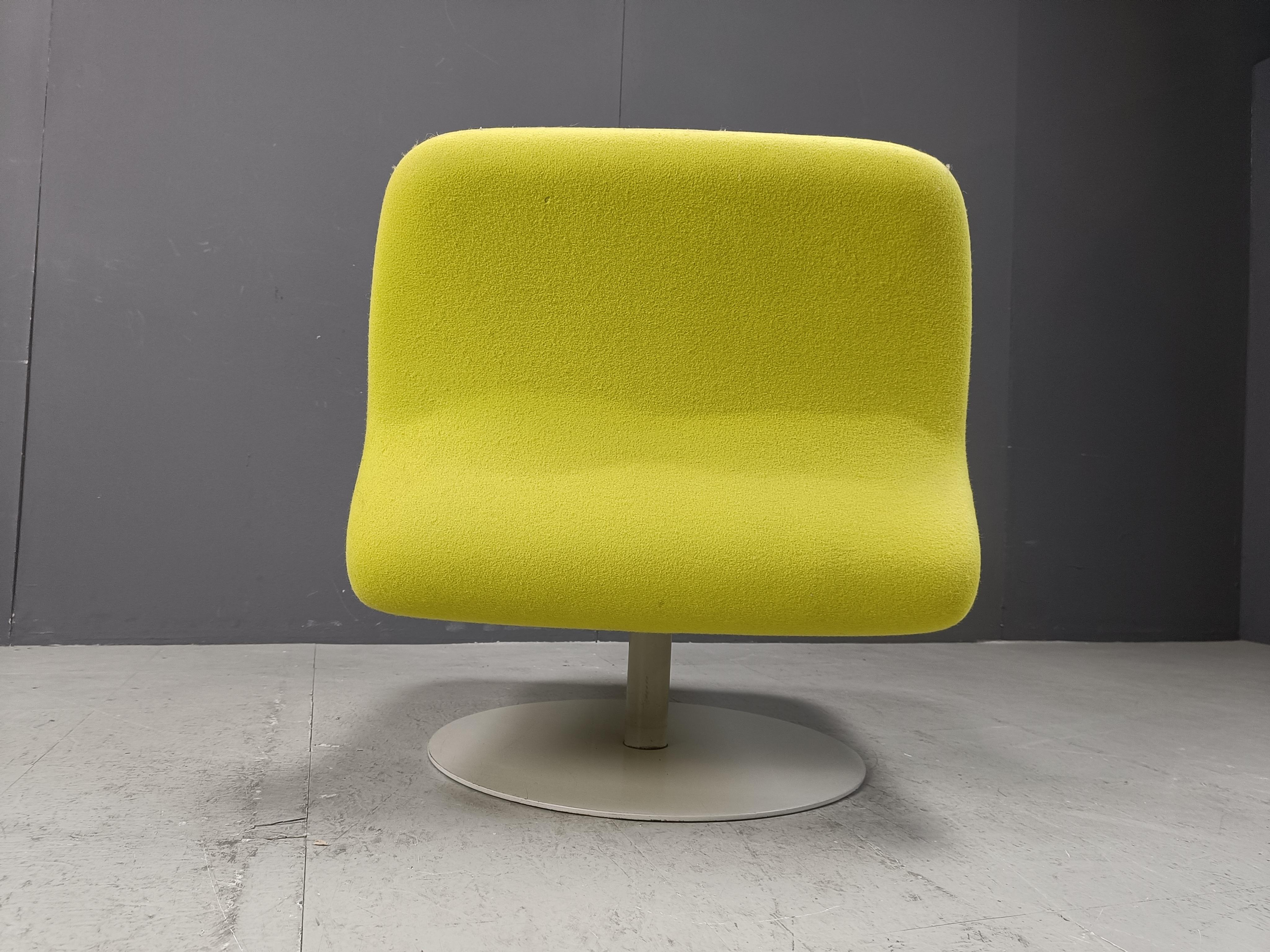 Fauteuil de salon vert Attitude de Morten Voss pour Fritz Hansen, 2007 en vente 3