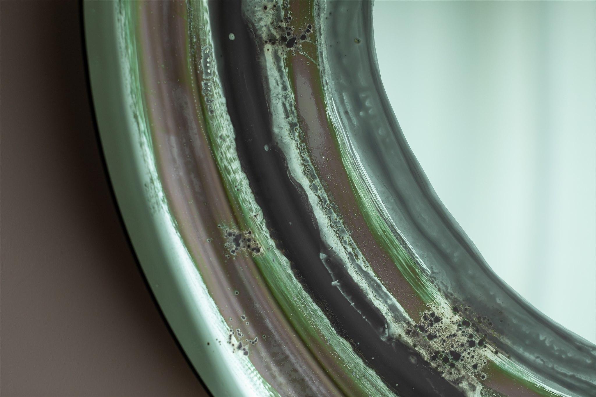 Miroir mural Aura vert par OOM Contemporary Glass en vente 3