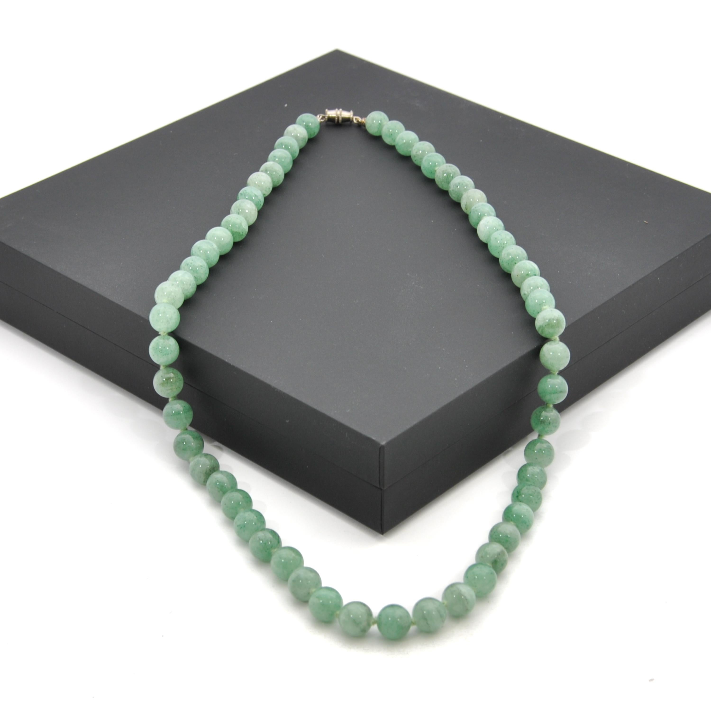 Round Cut Green Aventurine and Silver Beaded Necklace