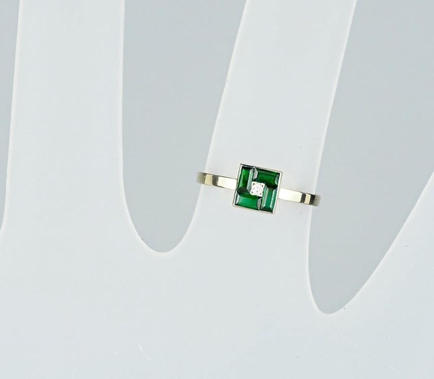 Green Baguette 14k Gold Ring 5
