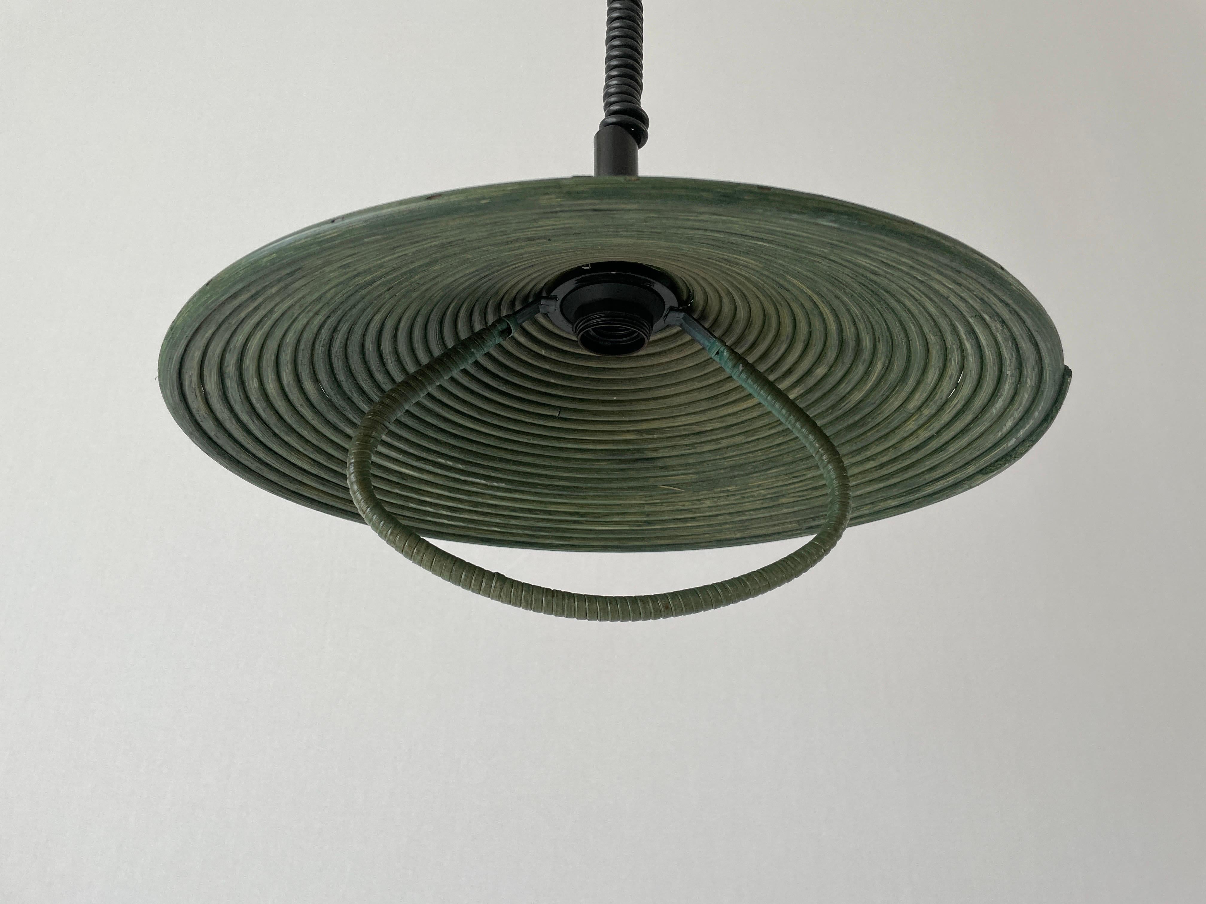 Green Bamboo Adjustable Pendant Lamp, 1980s, Germany In Excellent Condition For Sale In Hagenbach, DE
