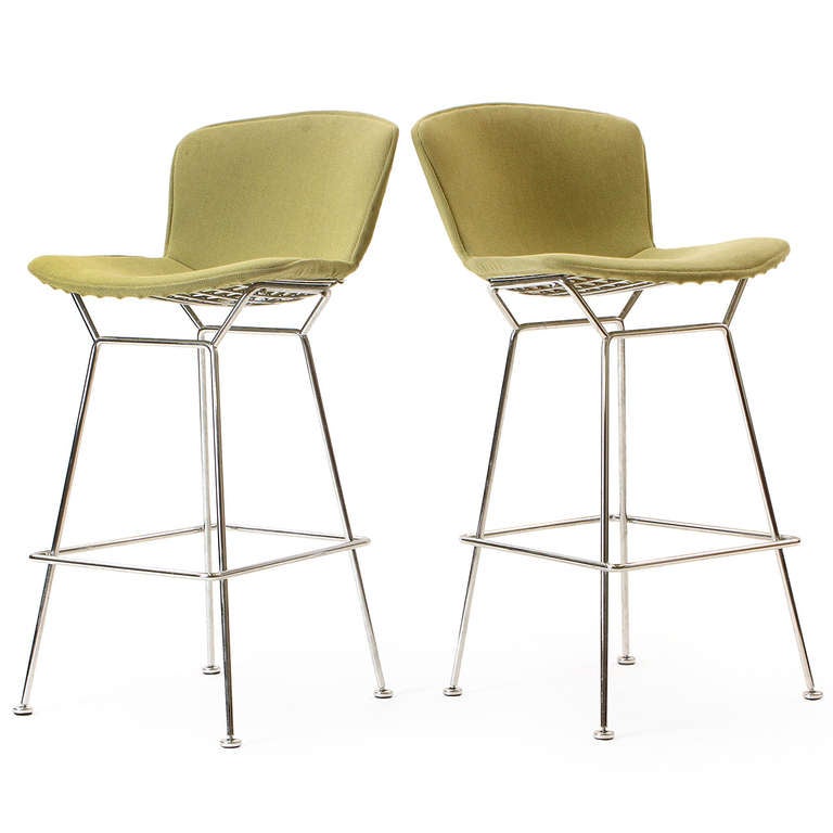 Green Barstool by Harry Bertoia for Knoll In Good Condition For Sale In Sagaponack, NY