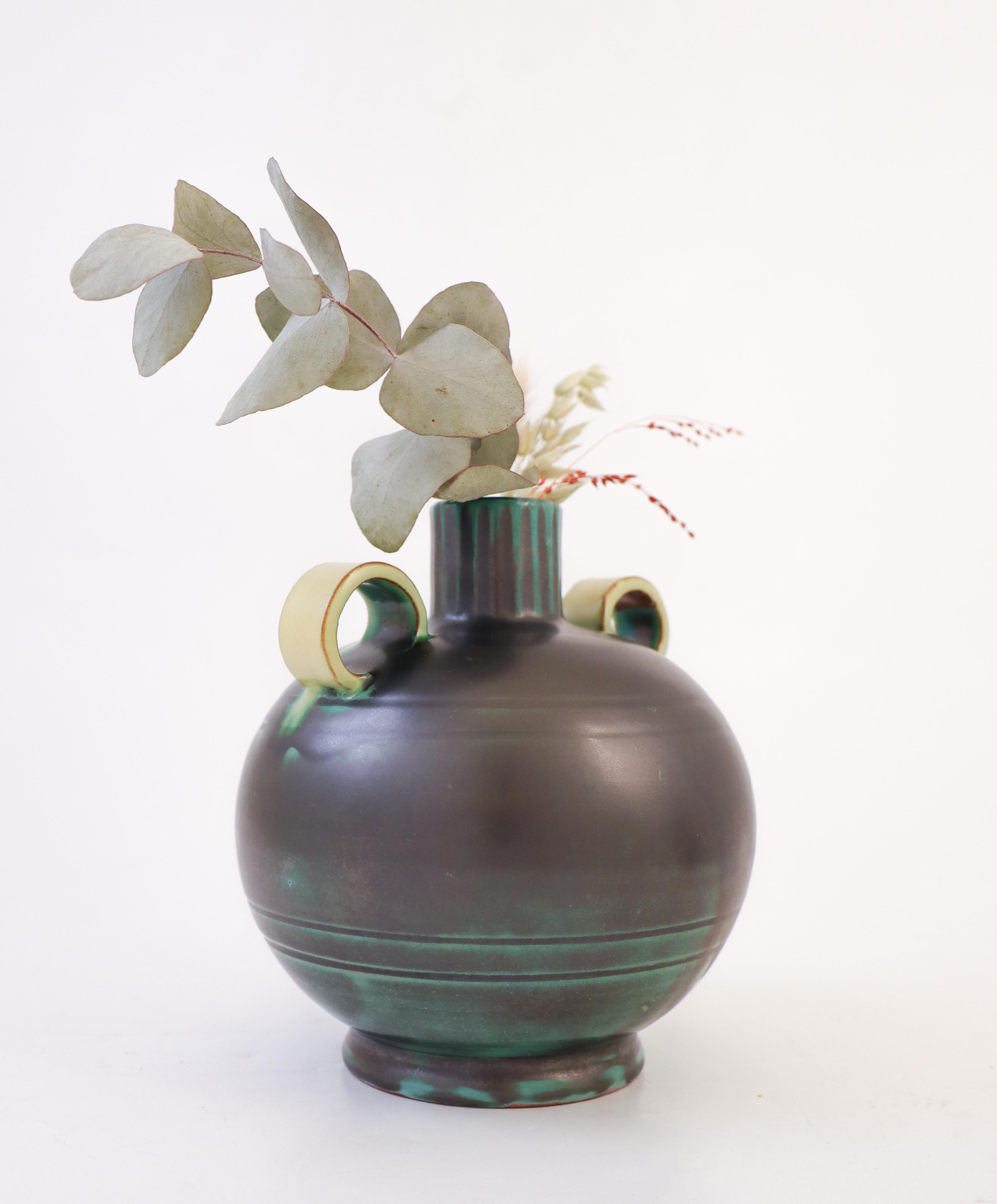 Jarrón Art Decó verde y negro, Upsala Ekeby Ostergren, Suecia, años 30 Escandinavo moderno en venta