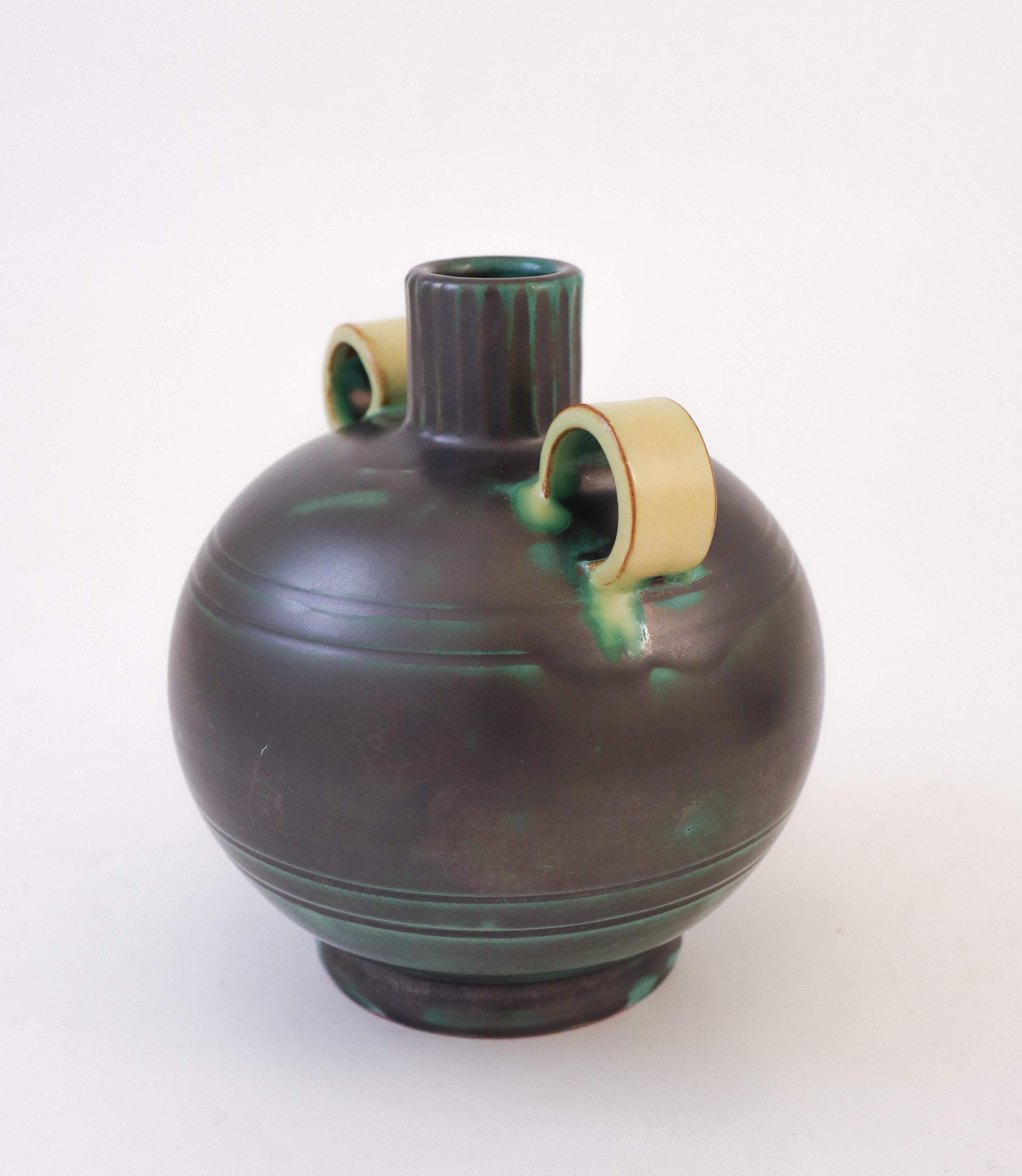 Jarrón Art Decó verde y negro, Upsala Ekeby Ostergren, Suecia, años 30 Sueco en venta