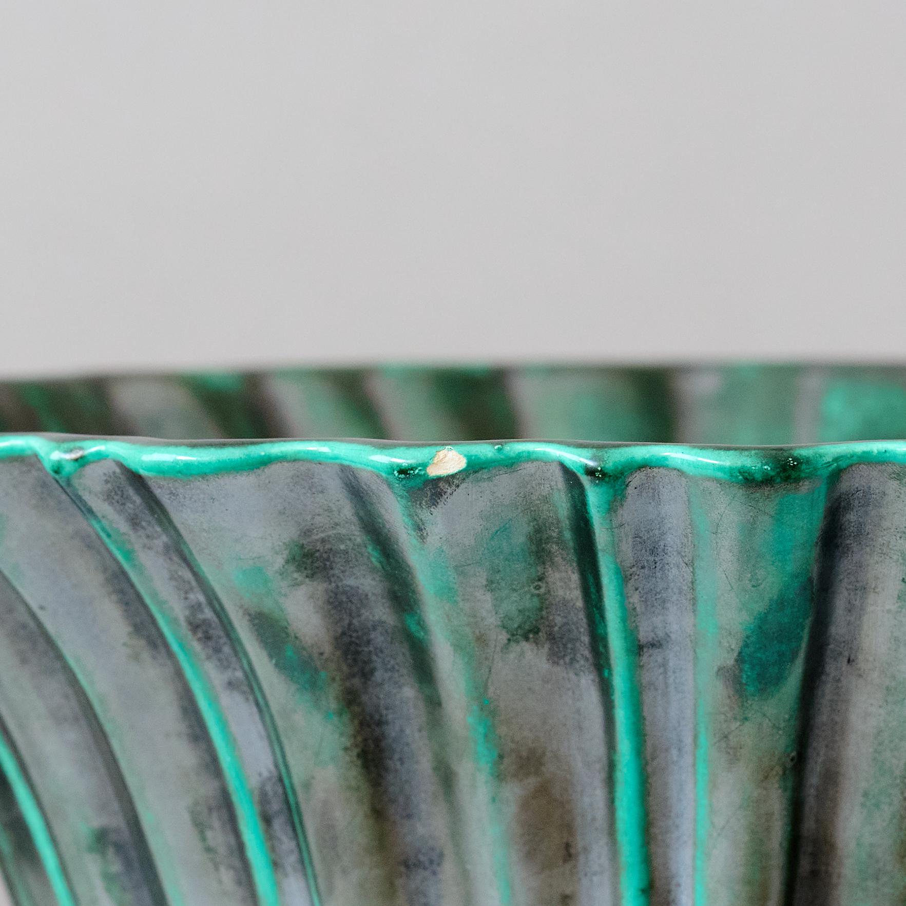 Ciotola Art Deco in ceramica verde e nera di Upsala Ekeby, Svezia, anni '30 in vendita 2