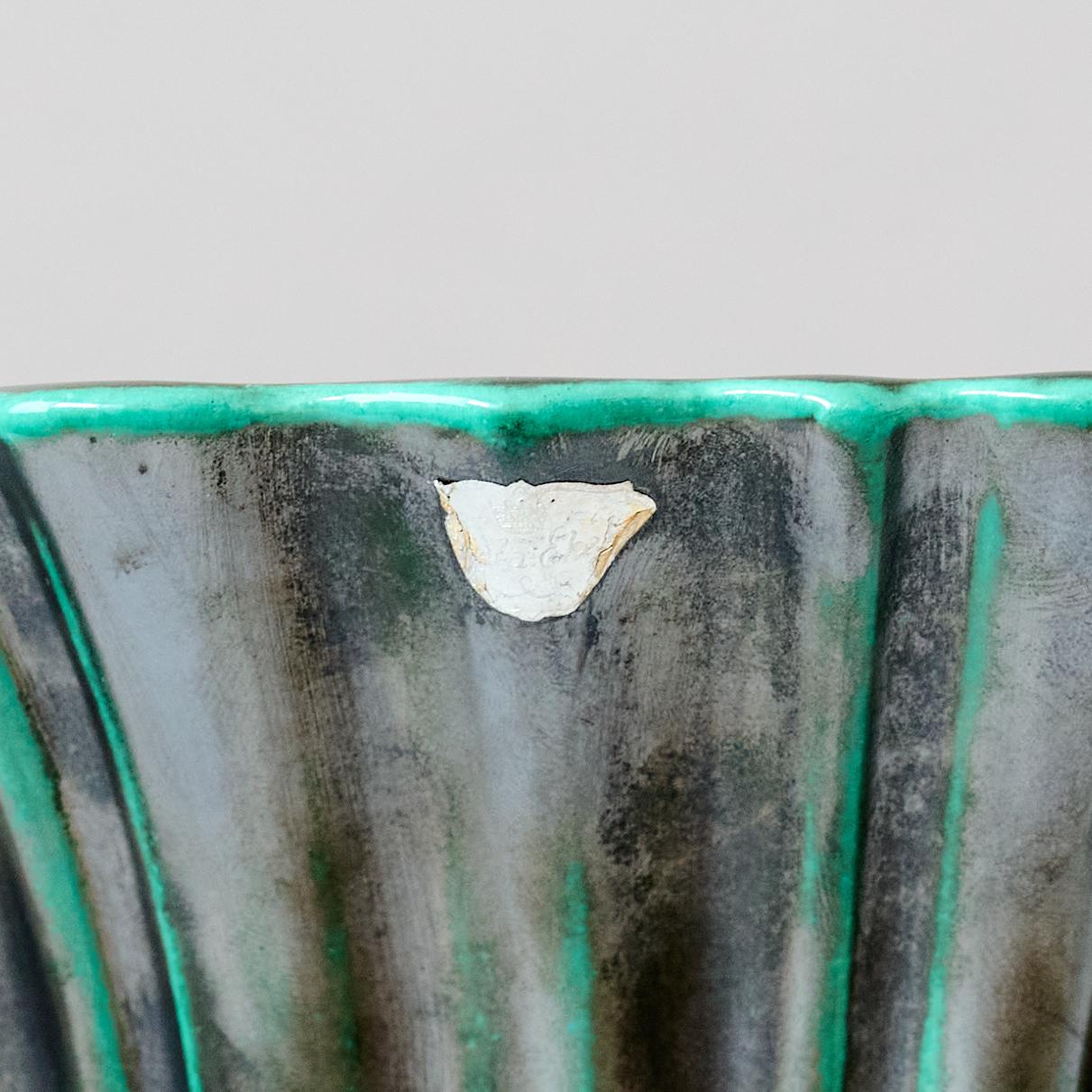 Ciotola Art Deco in ceramica verde e nera di Upsala Ekeby, Svezia, anni '30 in vendita 3
