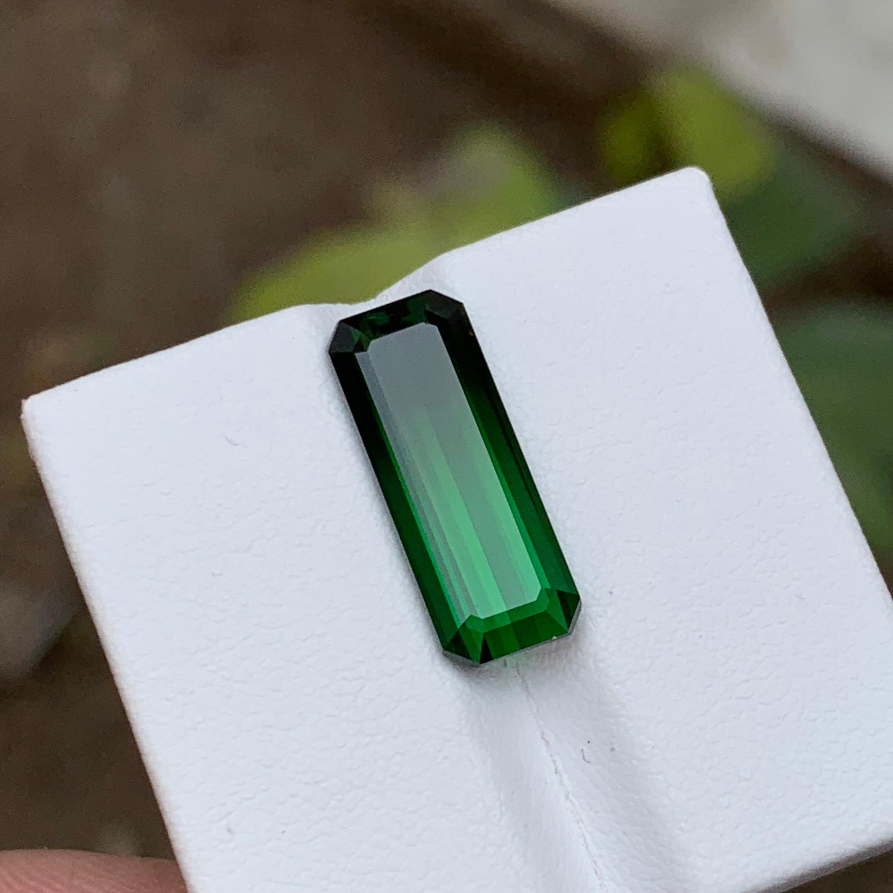 Grüner schwarzer zweifarbiger natürlicher Turmalin Ring Loser Edelstein 7,35 Ct Smaragdschliff im Zustand „Neu“ im Angebot in Peshawar, PK