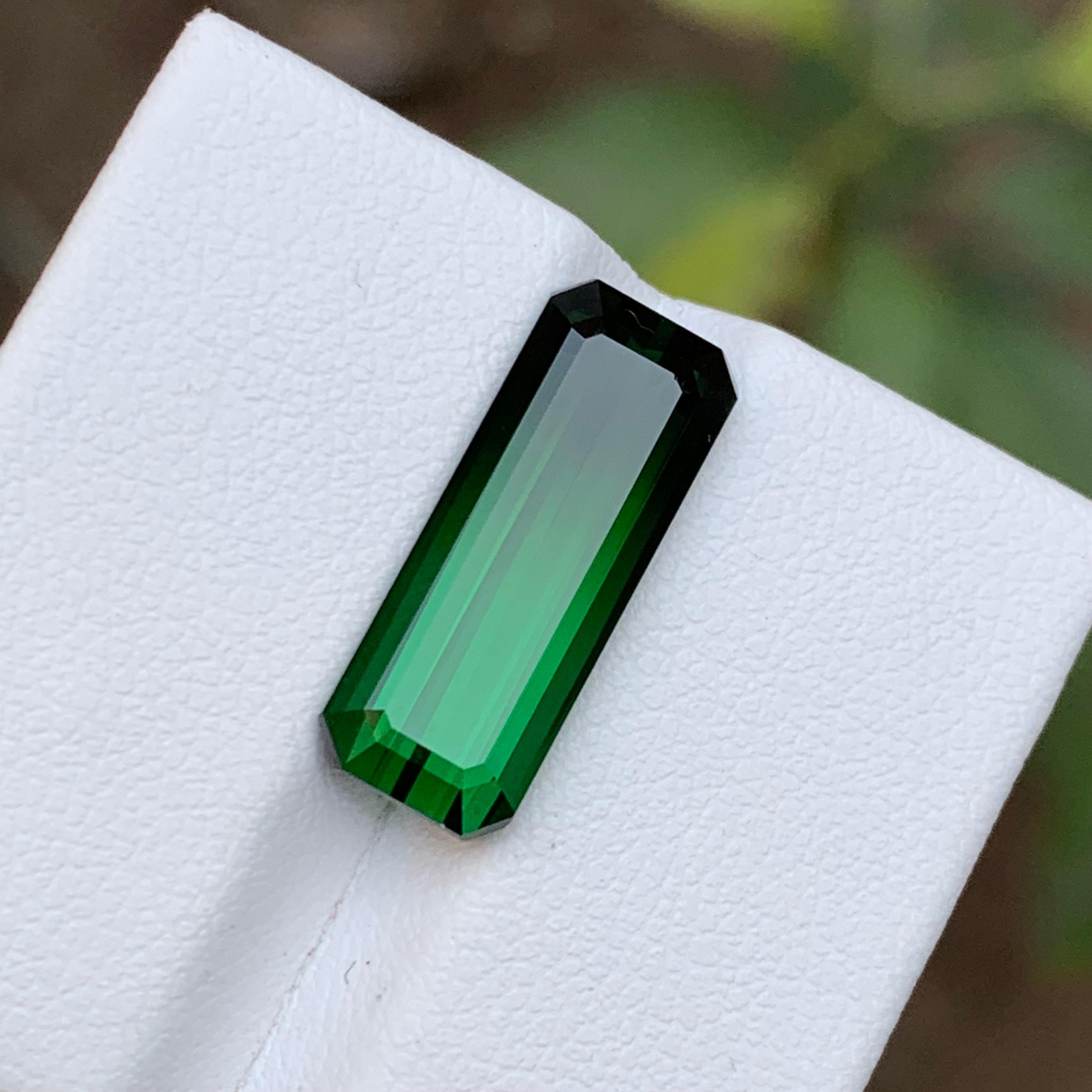 Grüner schwarzer zweifarbiger natürlicher Turmalin Ring Loser Edelstein 7,35 Ct Smaragdschliff für Damen oder Herren im Angebot