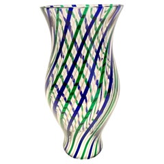Vaso in vetro di Murano verde, blu, bronzo e trasparente di Irene Paolo, Italia anni '90