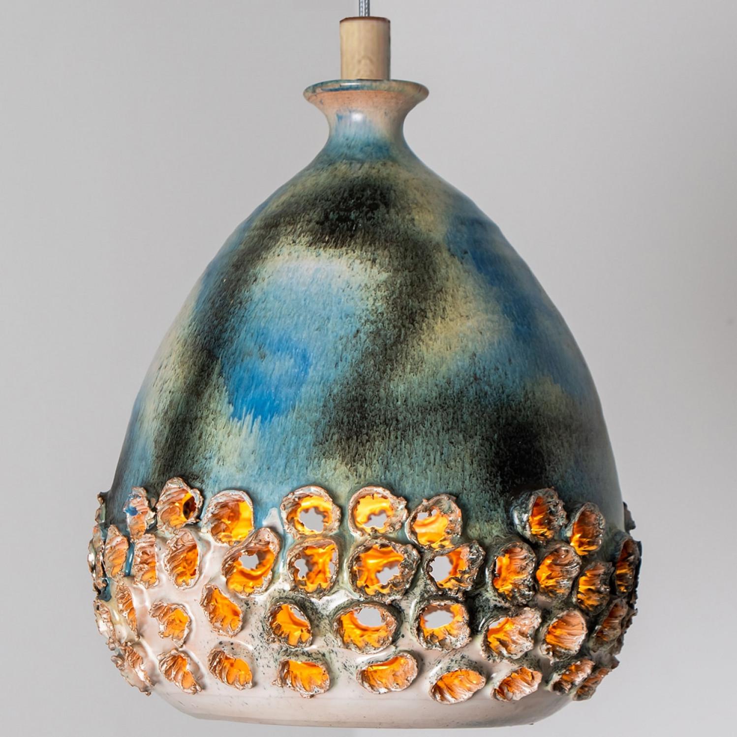 Altro Lampada a sospensione in ceramica verde e blu, Danimarca, 1970 in vendita