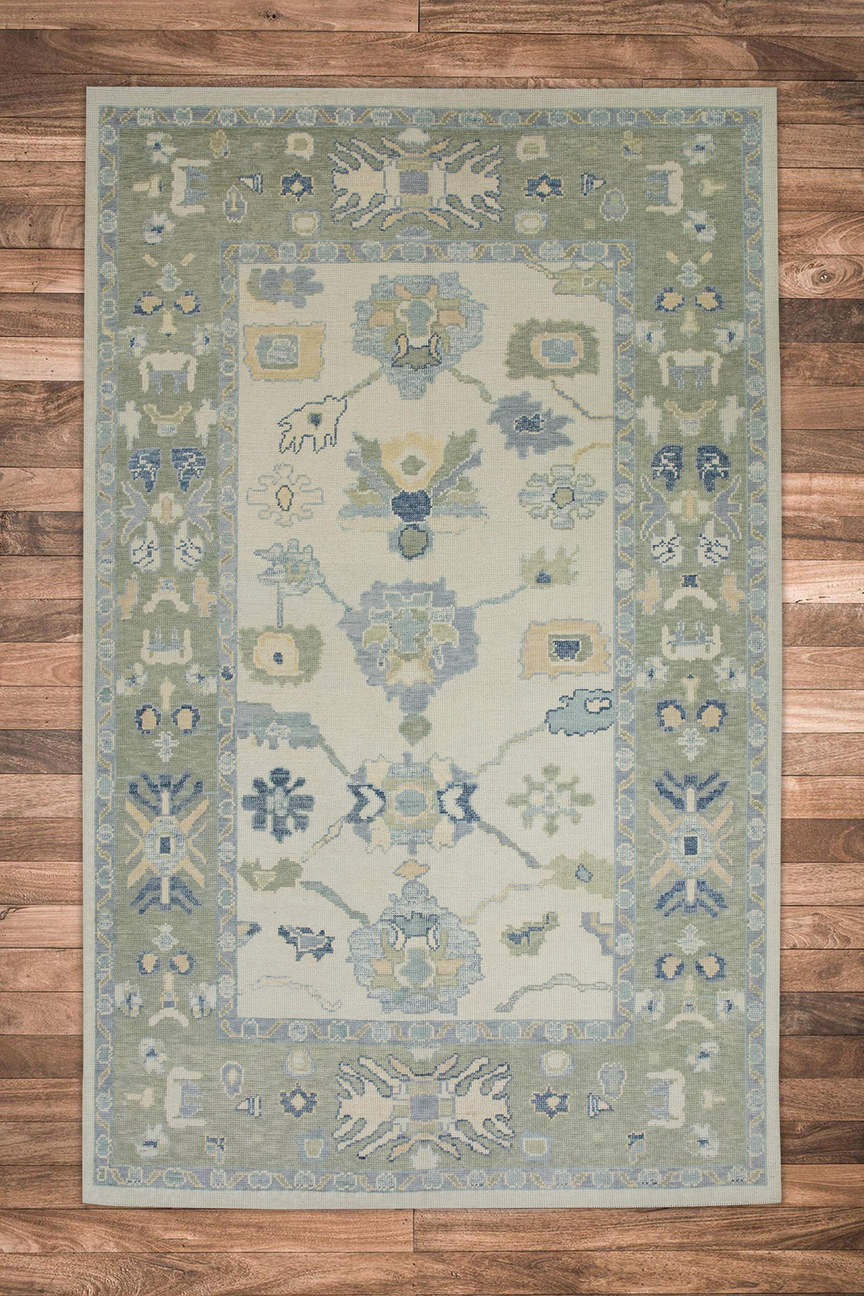 Handgewebter türkischer Oushak-Teppich aus Wolle in Grün & Blau mit Blumenmuster 5'10