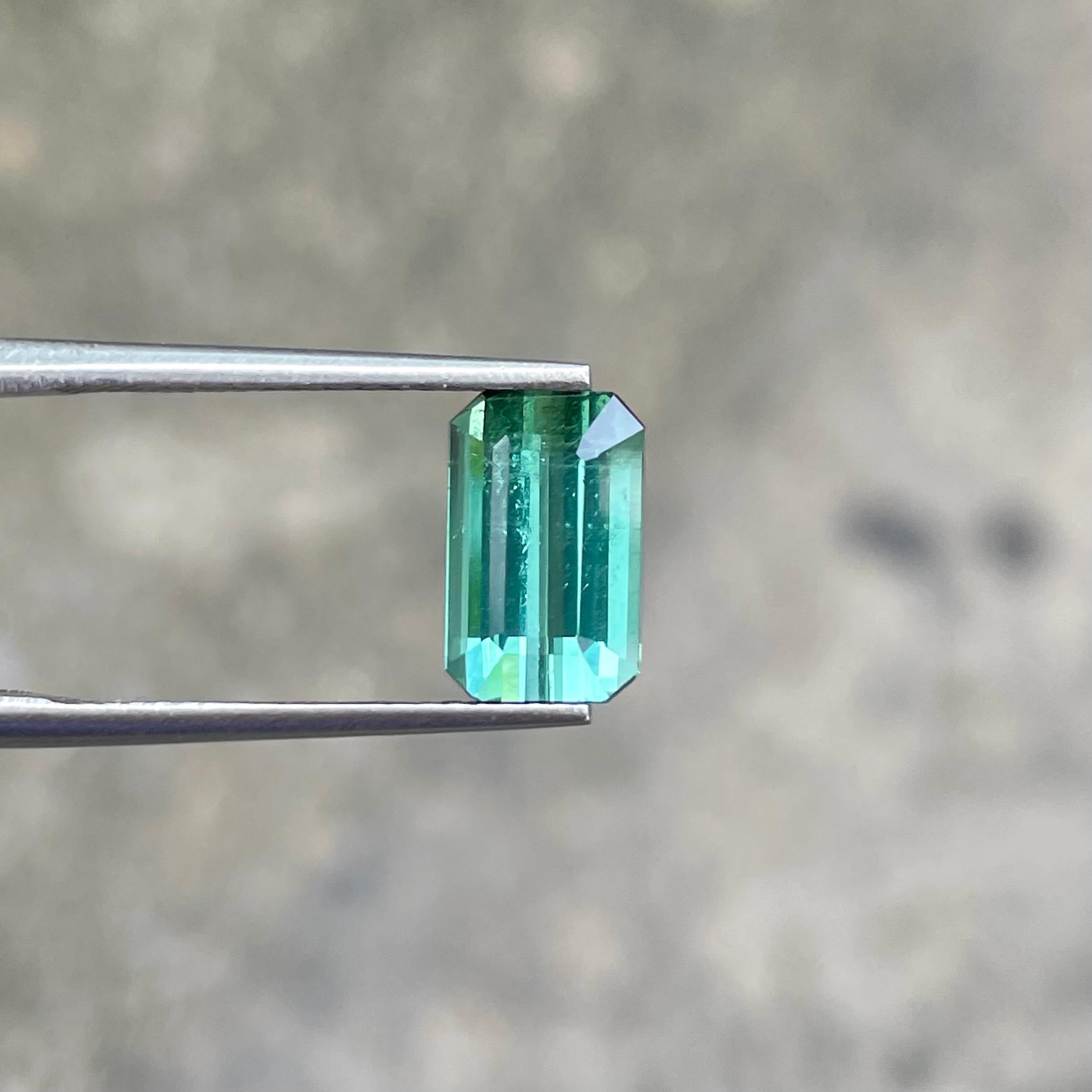 Green Blue Hued Tourmaline 2.80 Carats Emerald Cut Natural African Gemstone In New Condition For Sale In Bangkok, TH
