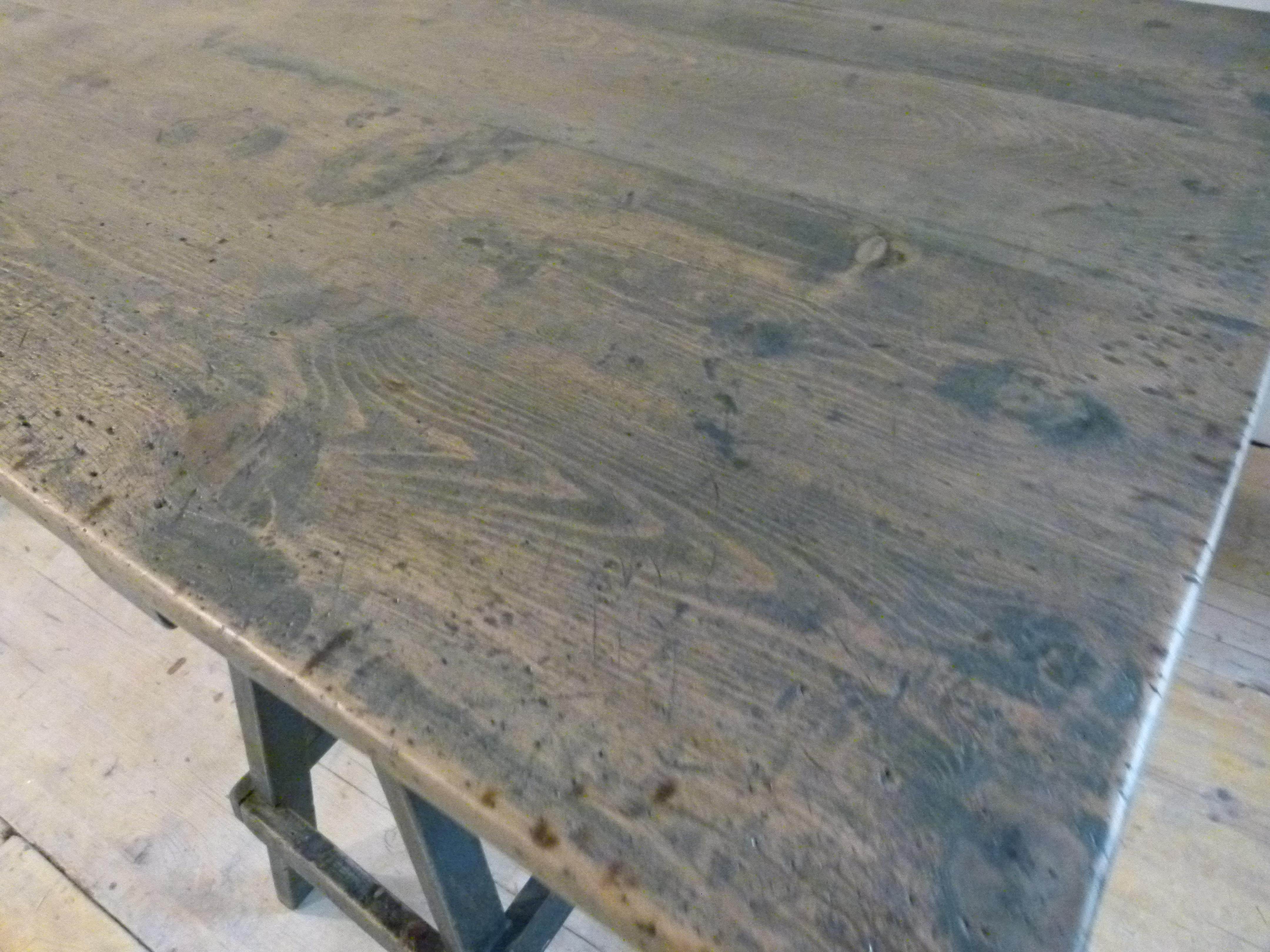 Pine Wood Trestle Table with a Blue Patina In Good Condition In Vulpellac, Girona