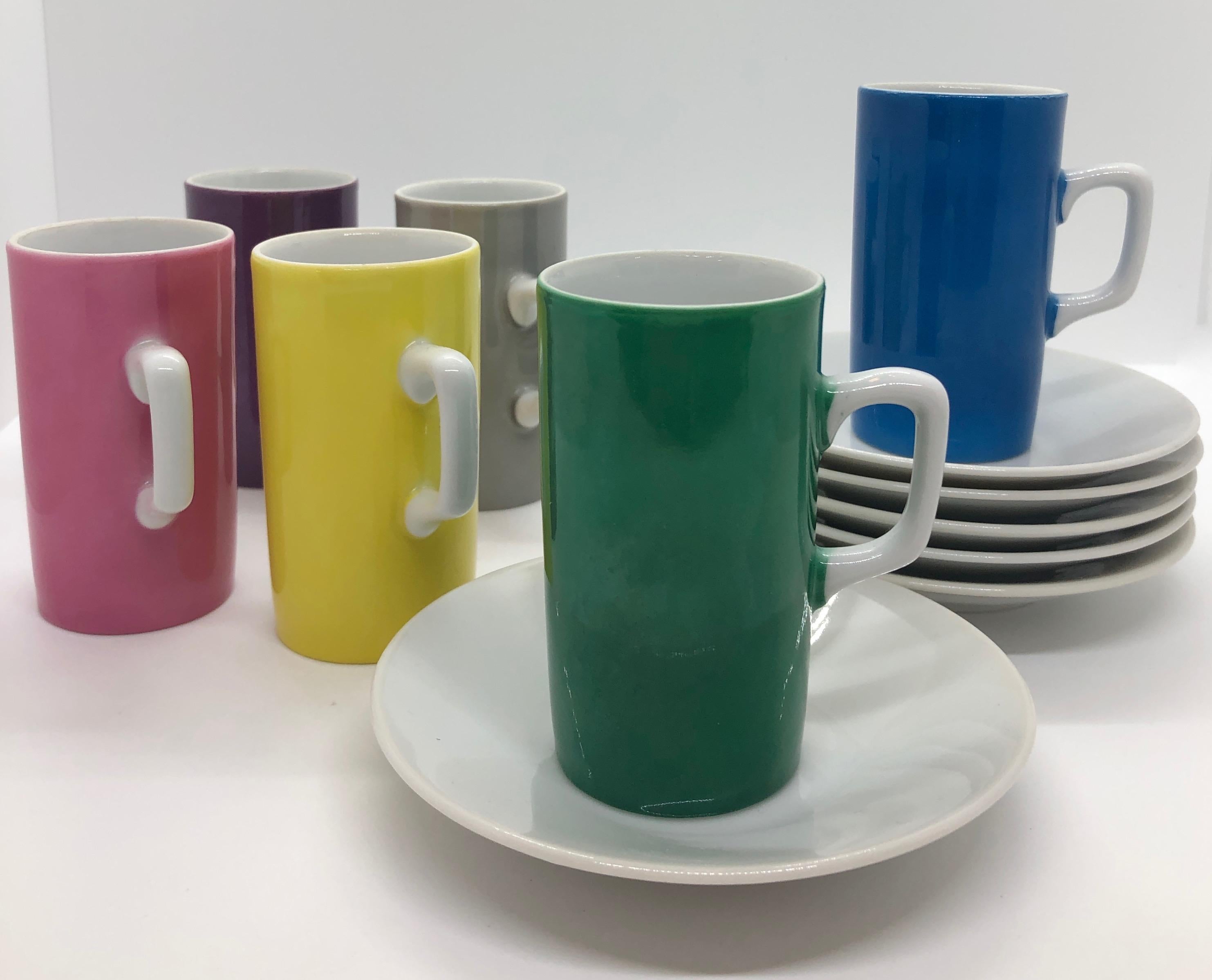 Mid-Century Modern Green, Blue, Yellow, Pink and Gray Porcelain Coffee, Tea & Dessert Cups & Plates For Sale