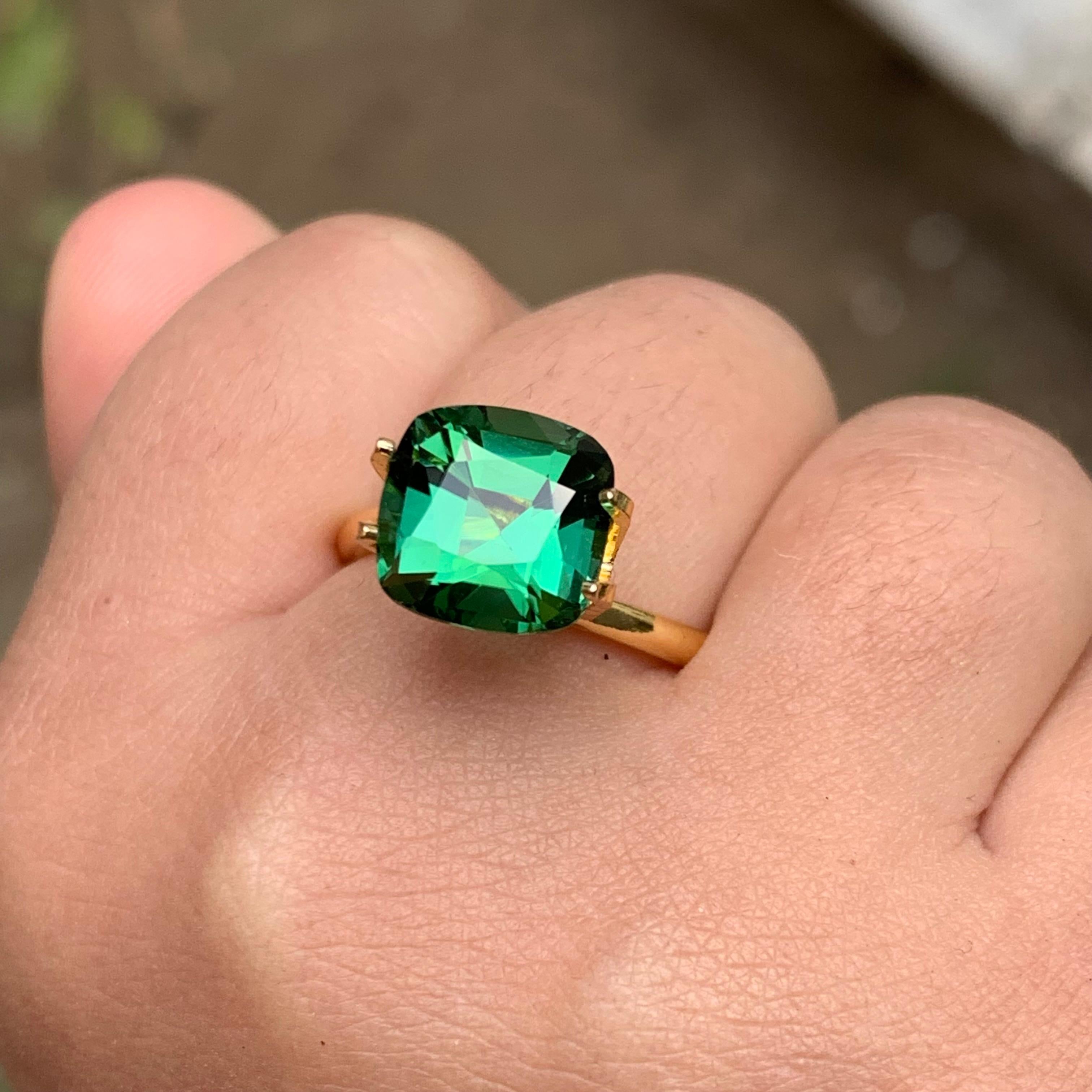 Grüner bläulicher Farbton Natürlicher Turmalin Ring Lose Edelstein 3.05Ct Cushion Cut-Jewel im Angebot 3
