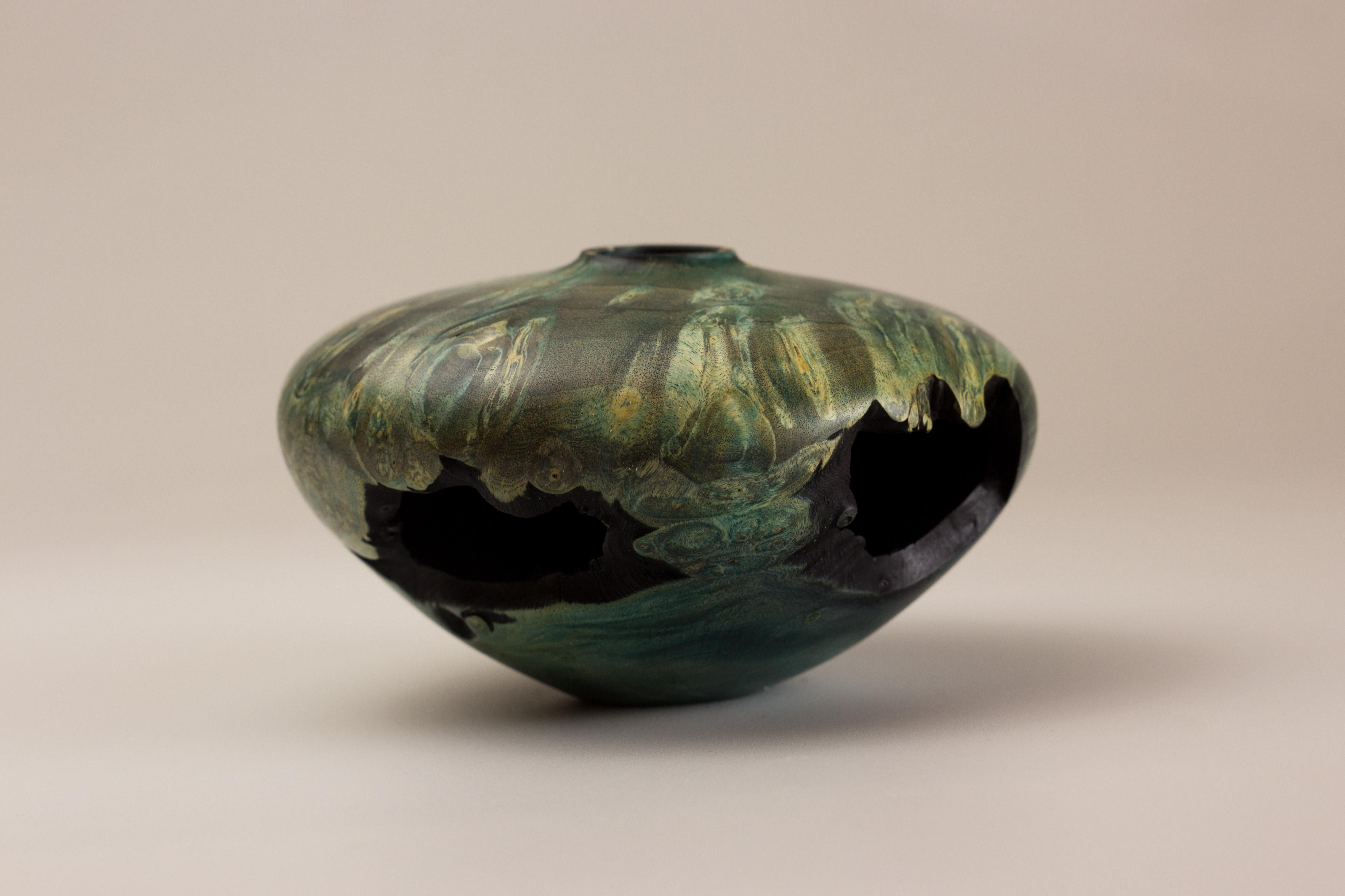 Modern Green Boxelder Burl Form by Vlad Droz