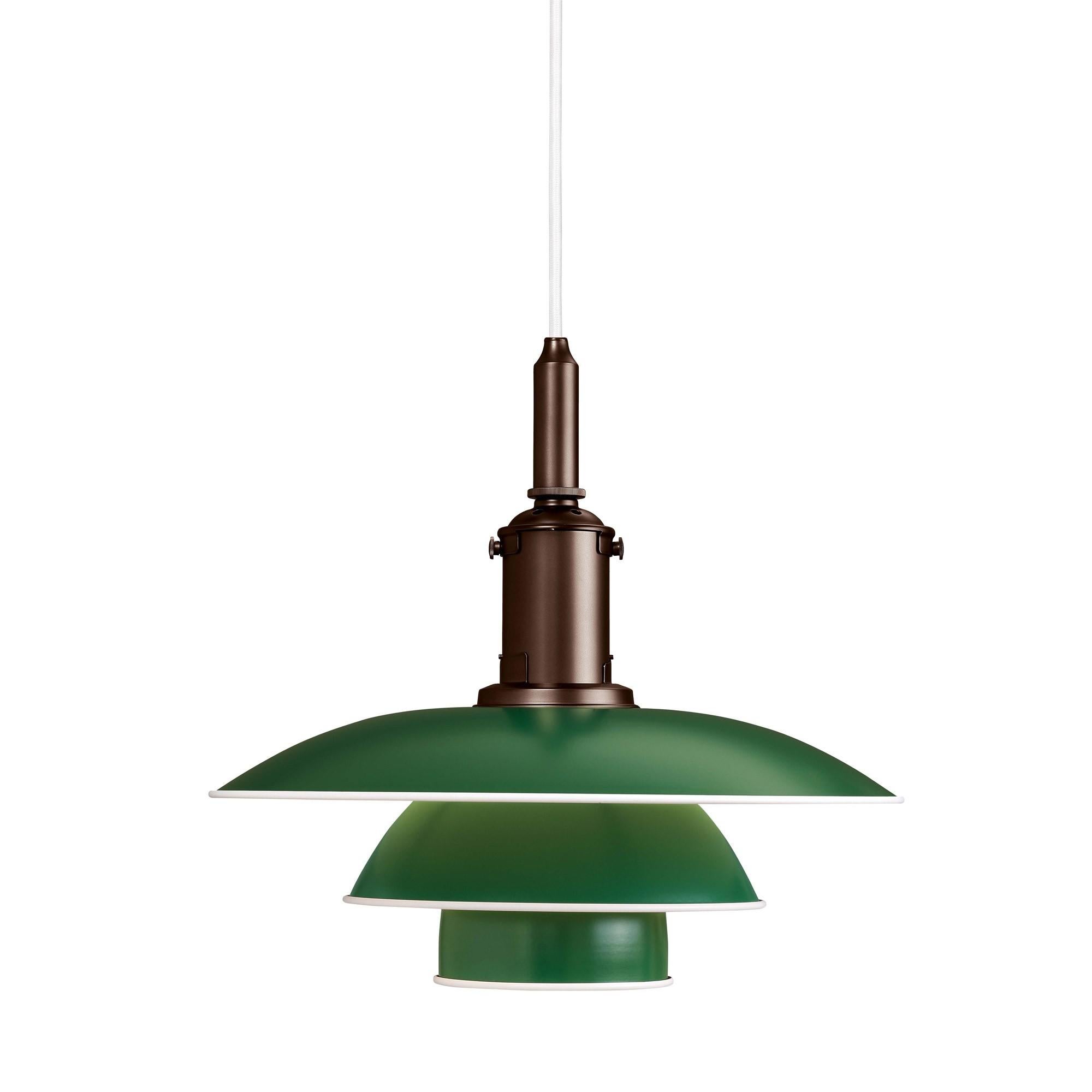 PH 3½-2½ pendant by Poul Henningsen, Louis Poulsen, and this fixture is 100% glare-free, with a design based on the principle of a reflective three-shade system, which directs most of the light downwards. The shades are made of deep drawn aluminium