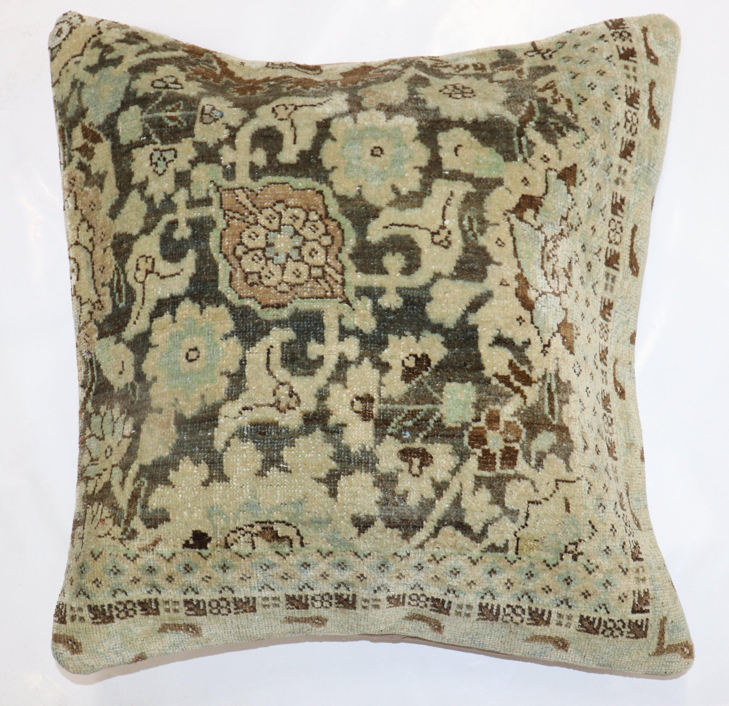 Large size Pillow made from a Persian Lilihan rug. zipper closure and poly-fill insert provided.

Measures: 23'' x 23''.