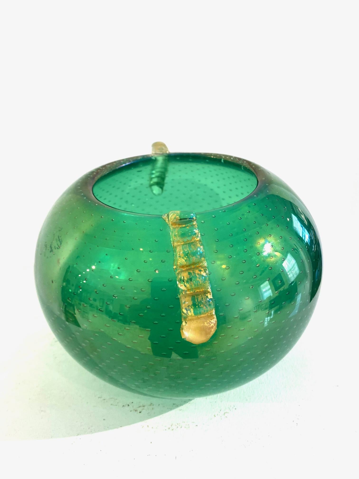 Mid-20th Century Green Bulicante Glass Vase by Barovier e Toso For Sale